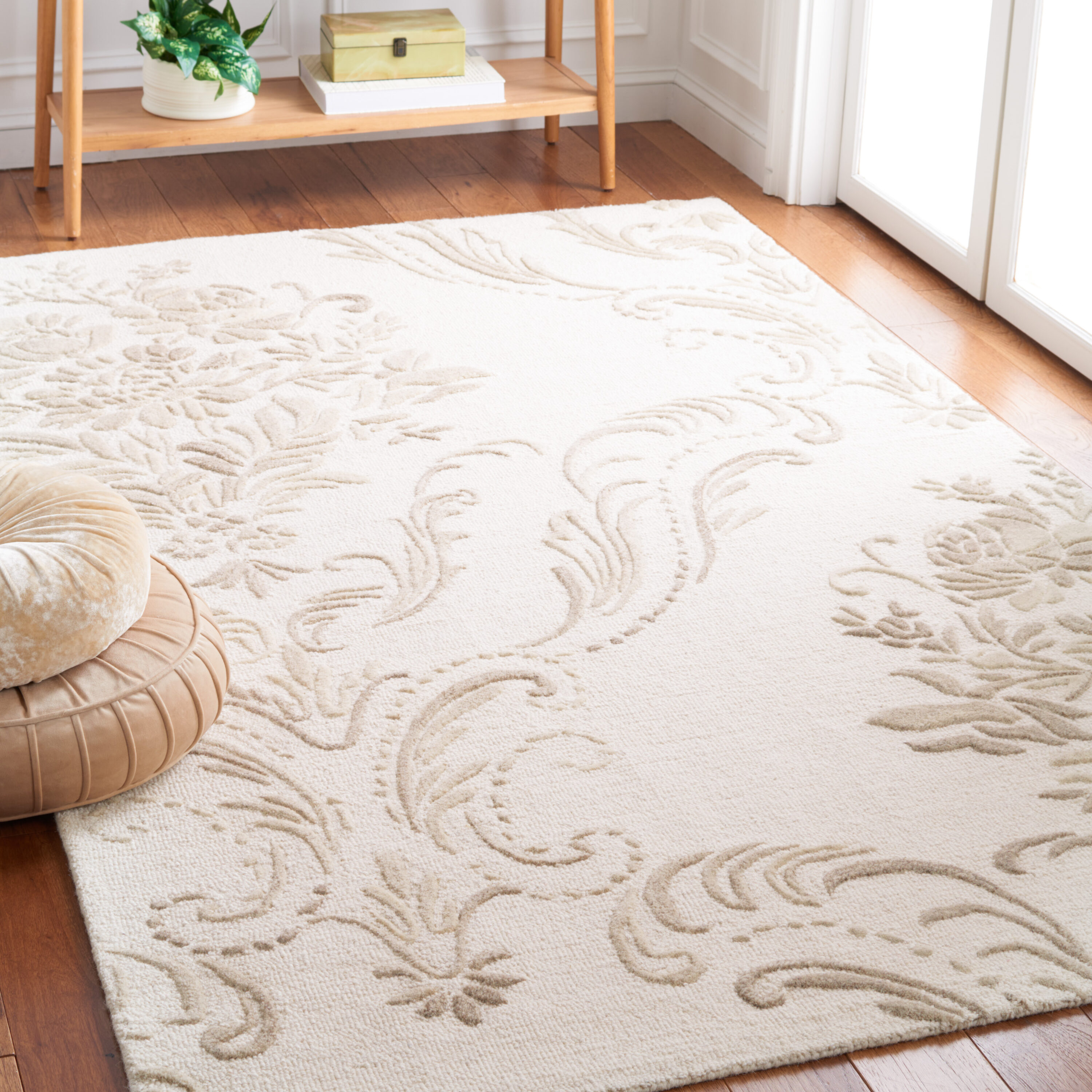  Jardin 732 Ivory/Beige Traditional 5Ft x 8Ft Medium Rectangle Rug