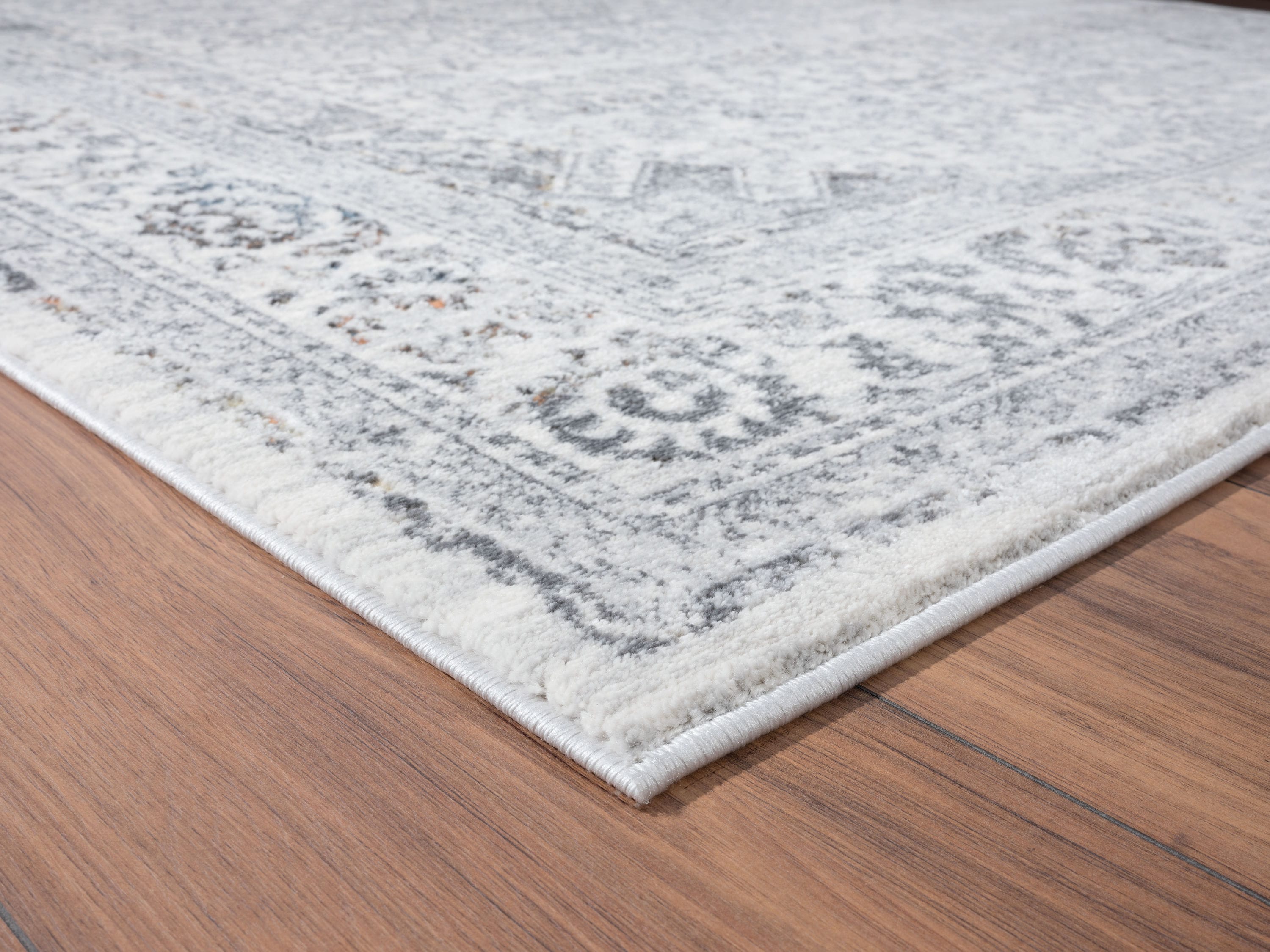 United Weavers Of America 2620 38075 1013 rugs - View #3