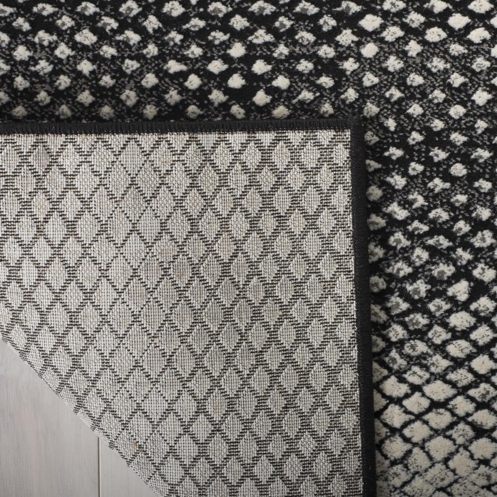Safavieh LUR186Z-7R rugs - View #4