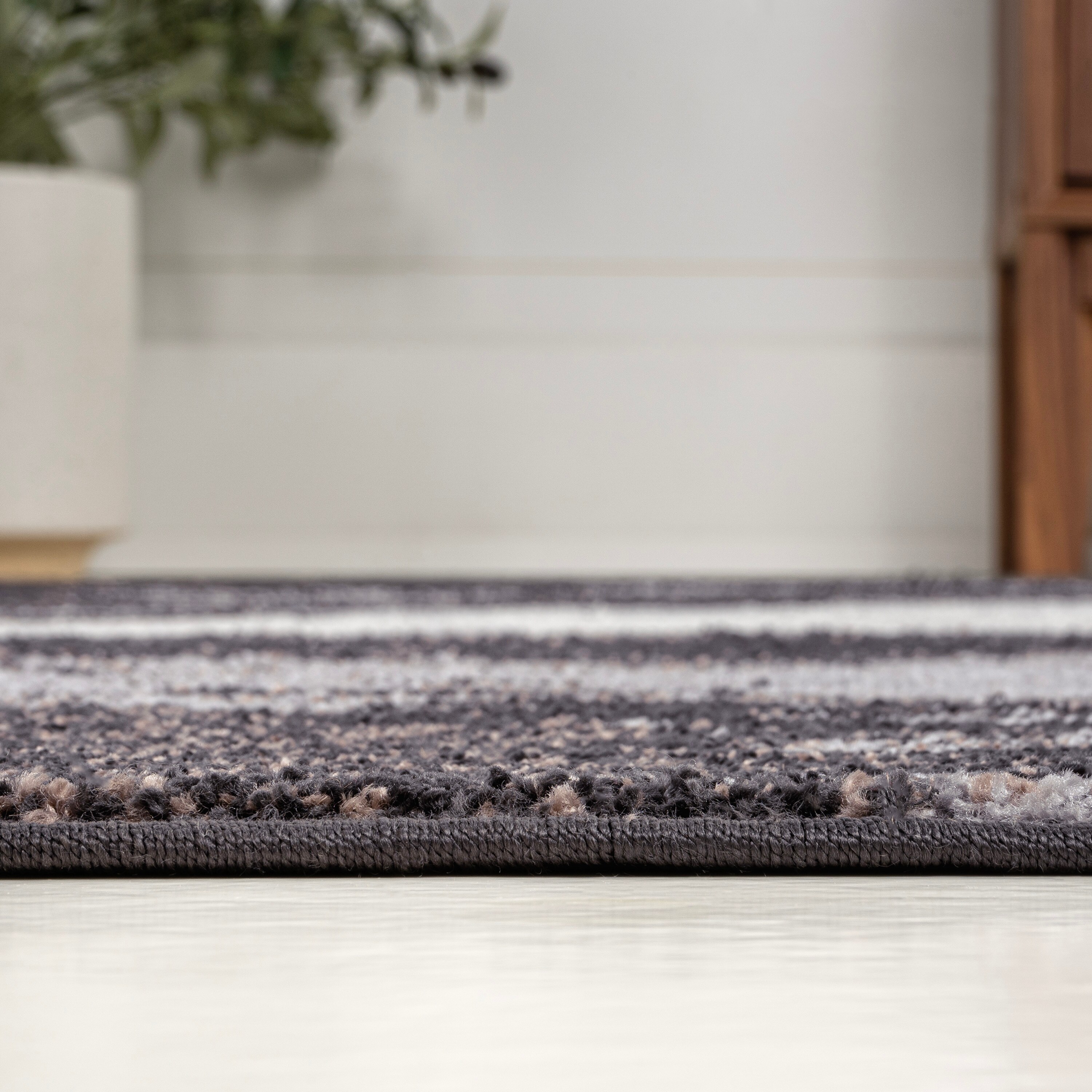JONATHAN  Y SEU302C-3 rugs - View #6