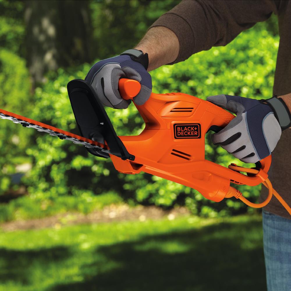 Black & Decker 16 In. 3A Corded Electric Hedge Trimmer - Groom