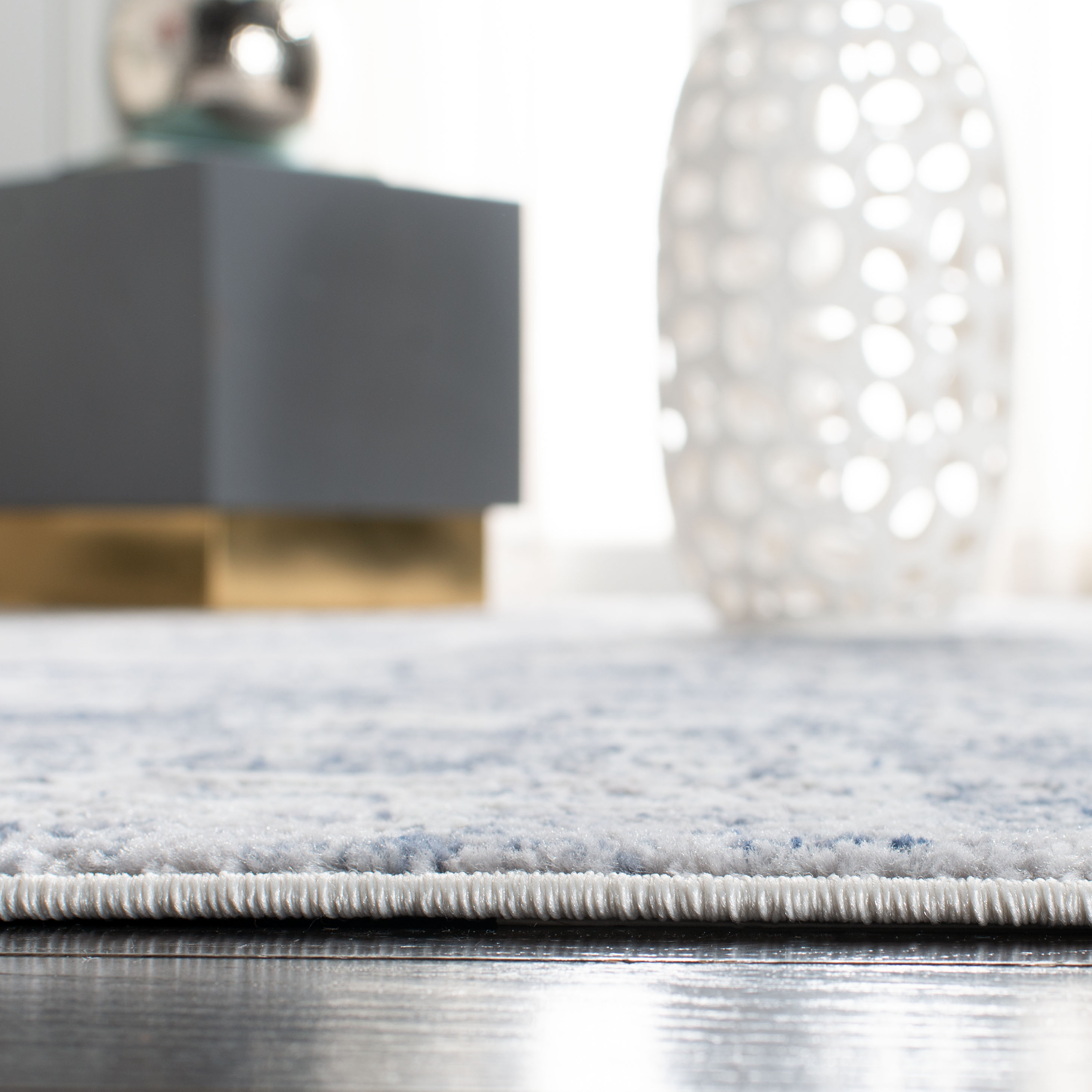 Safavieh ALA786N-5 rugs - View #6