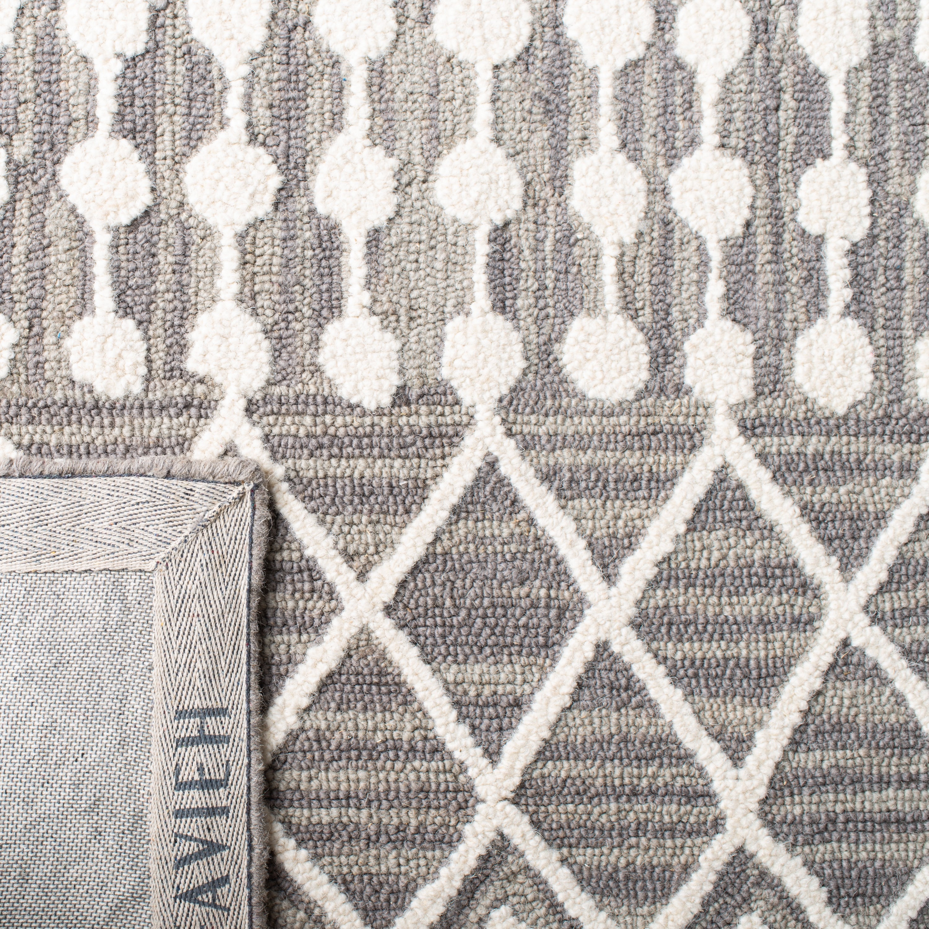Safavieh BLM115F-4 rugs - View #6