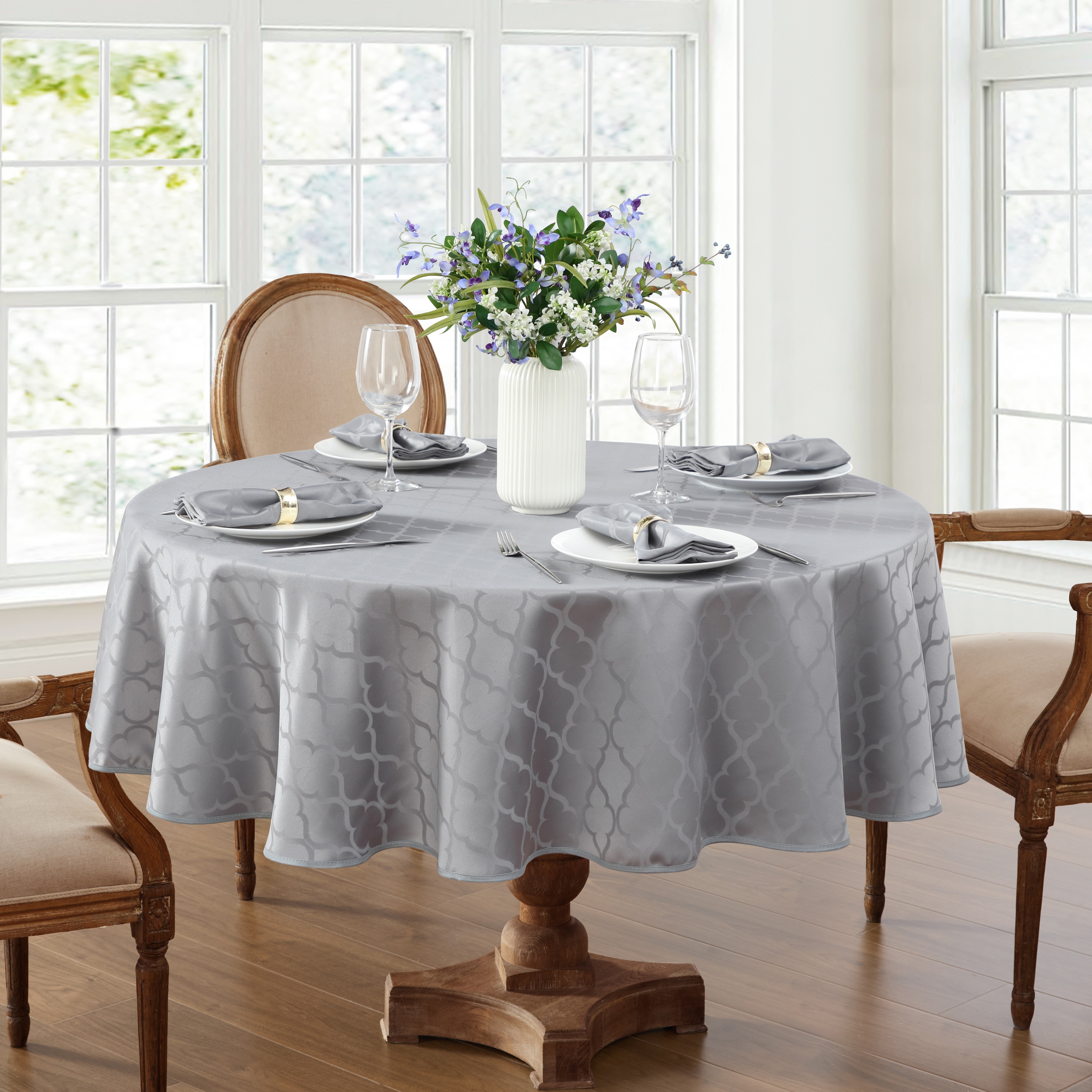 HLC.me Modena Grey Tablecloth - Luxury Jacquard Fabric Dining Table Cloth for Round Table - Advanced Water Resistance - Geometric Lattice Pattern - Grey - 70 inch Round #LOWES-RND-11