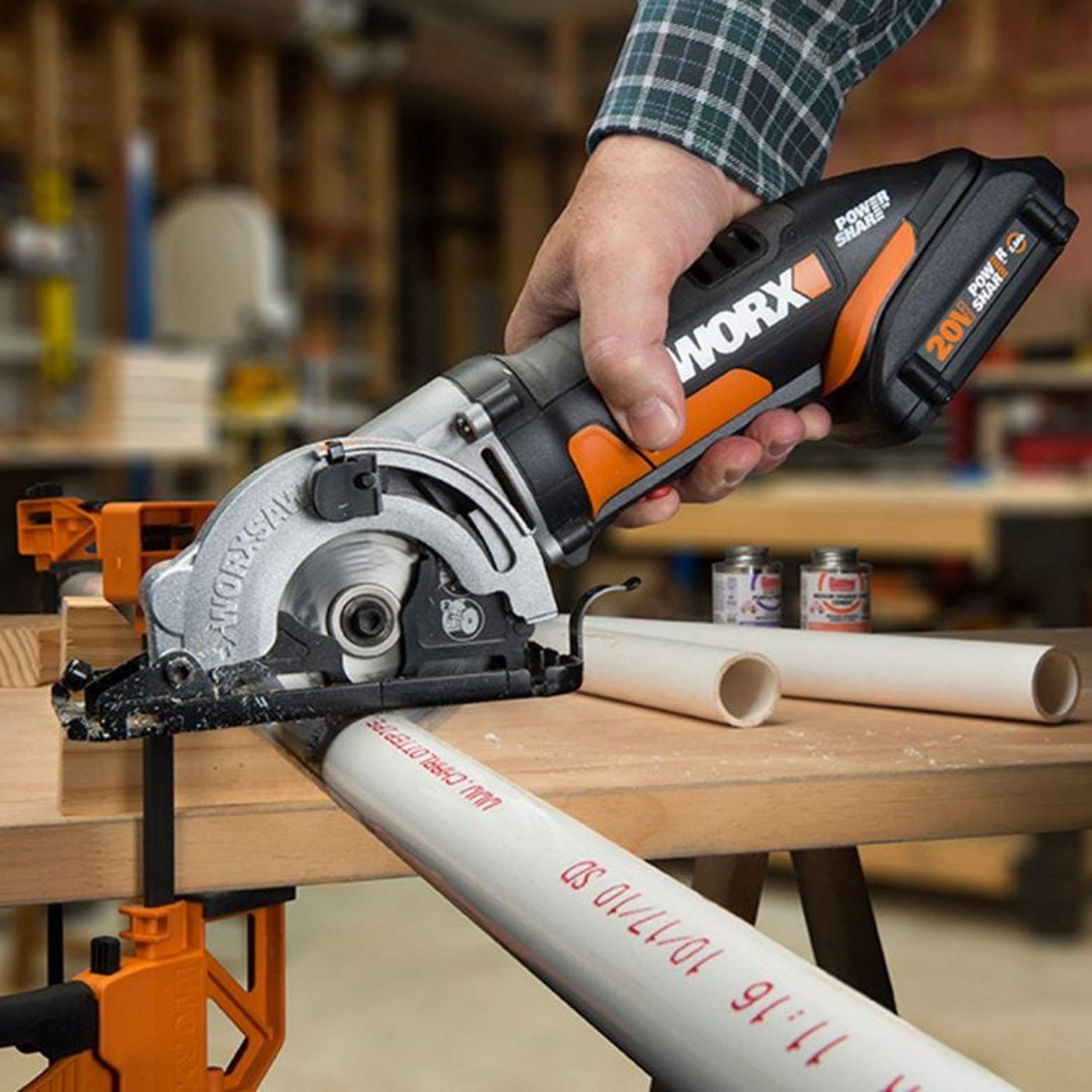 WORX 20-volt Max 3-3/8-in Cordless Circular Saw (Bare Tool) in the Circular  Saws department at