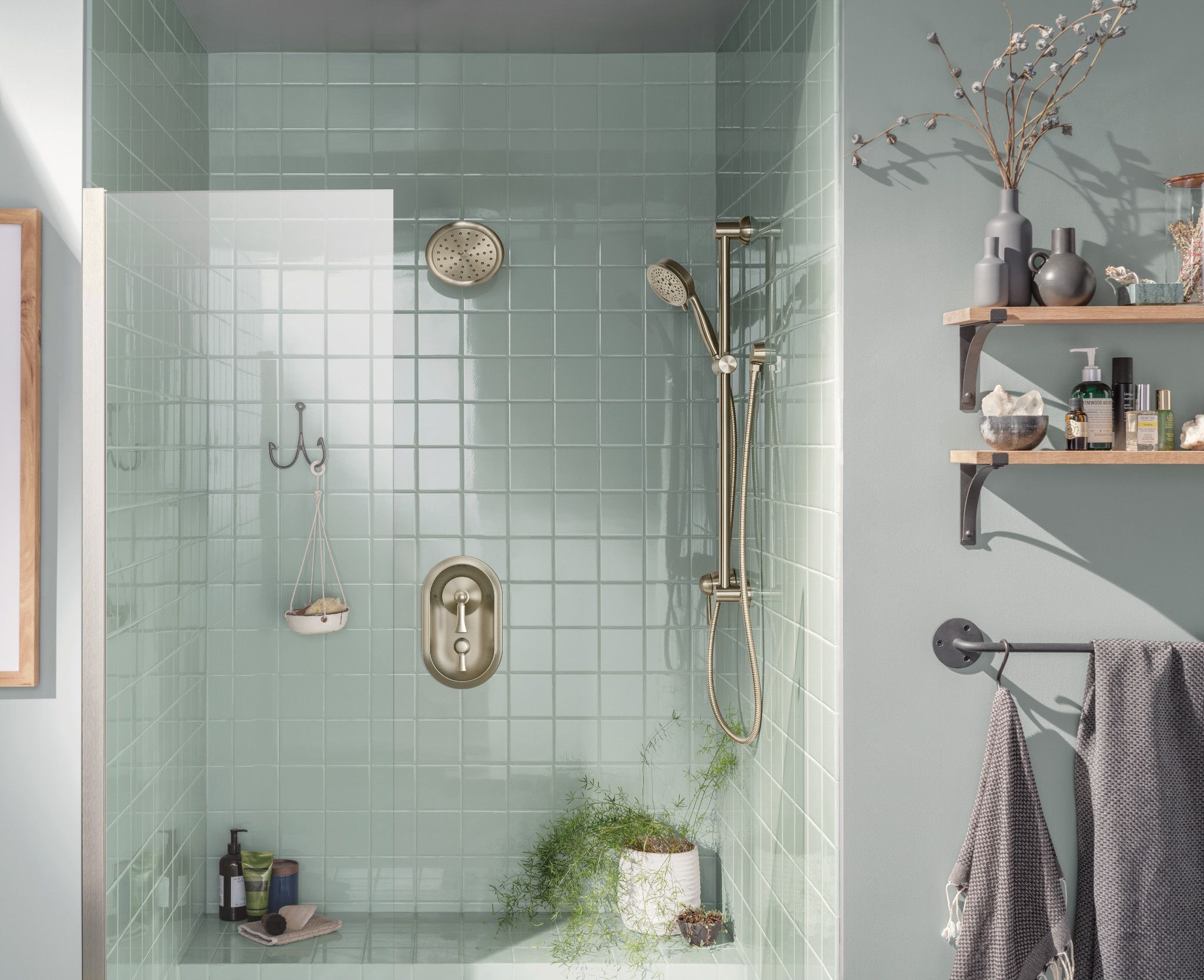 Moen T4500BN Tub-Shower-Faucets - View #3