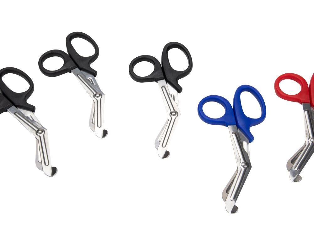 6 STAINLESS SCISSORS PLASTIC HANDLED