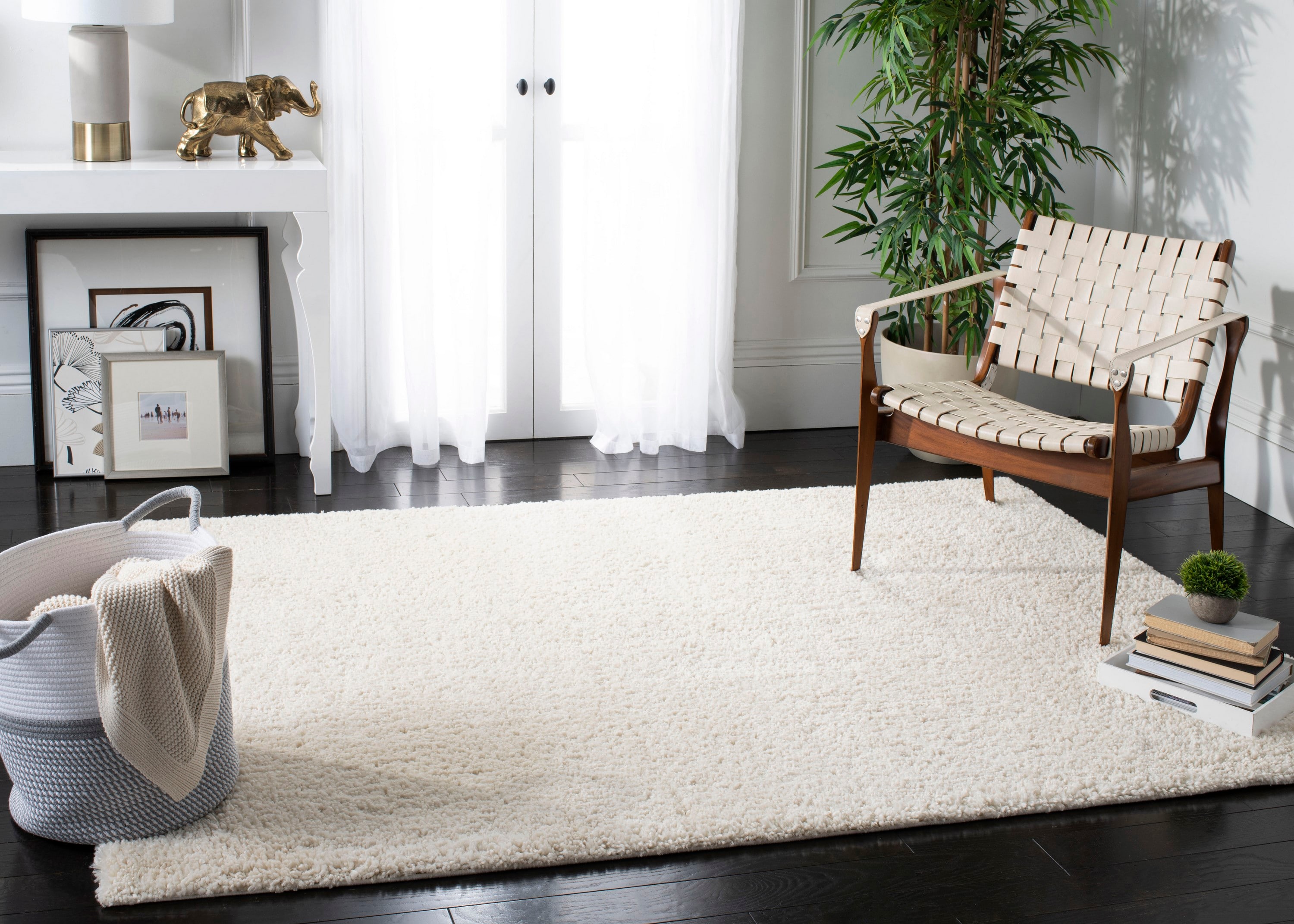 Safavieh AUG900C-9SQ rugs - View #3