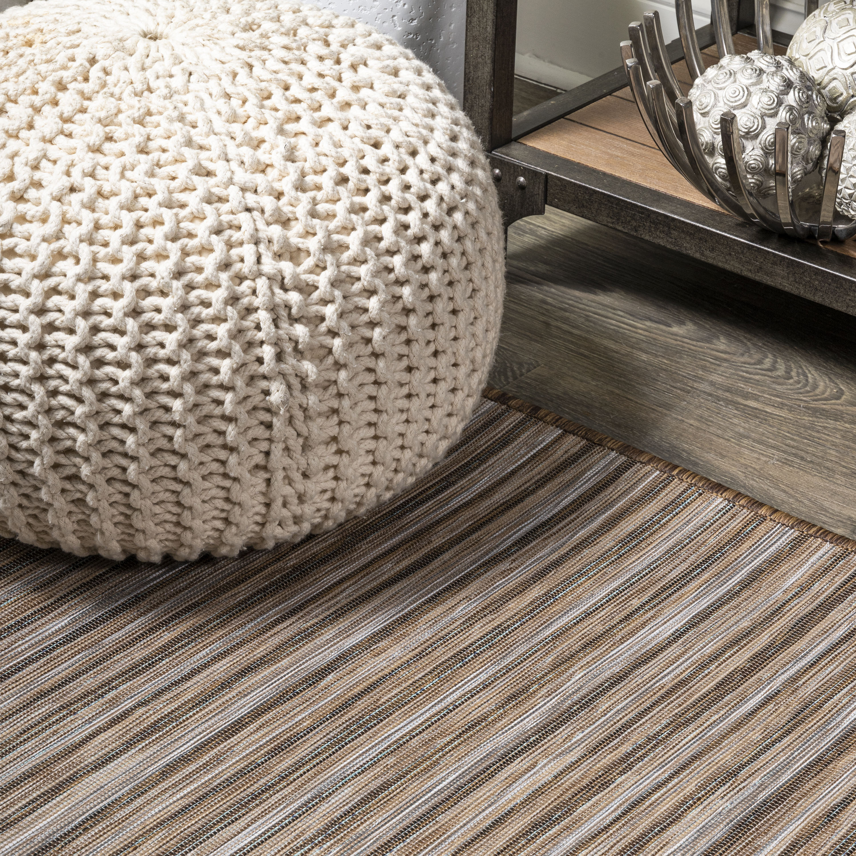 Heathered Natural Brown Stripe 6' Round Synthetic Area Rug