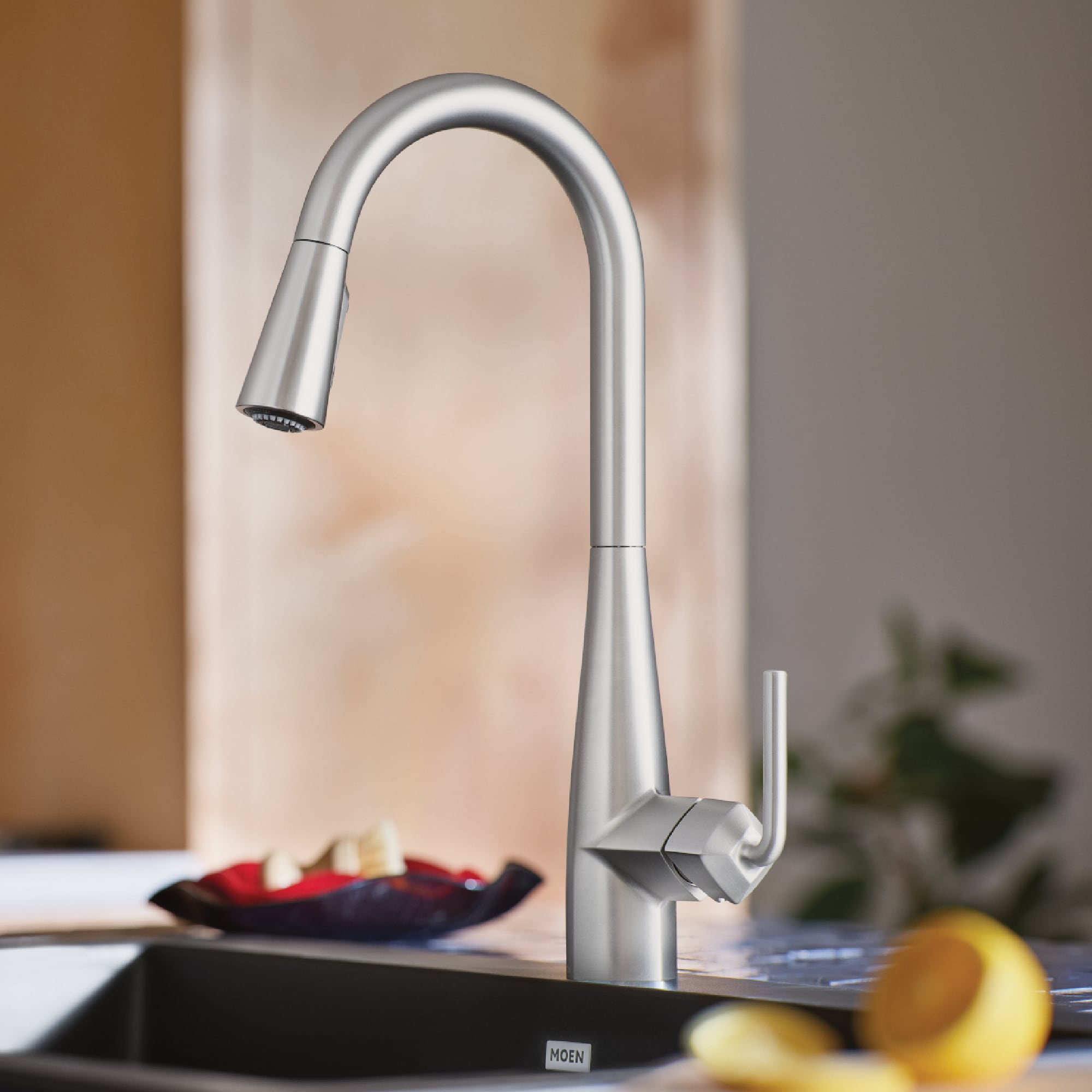 Moen 87493SRS Maureen Spot Resist Stainless Single Handle Deck-mount Pull-down Kitchen Faucet with Sprayer ( Deck Plate Included )