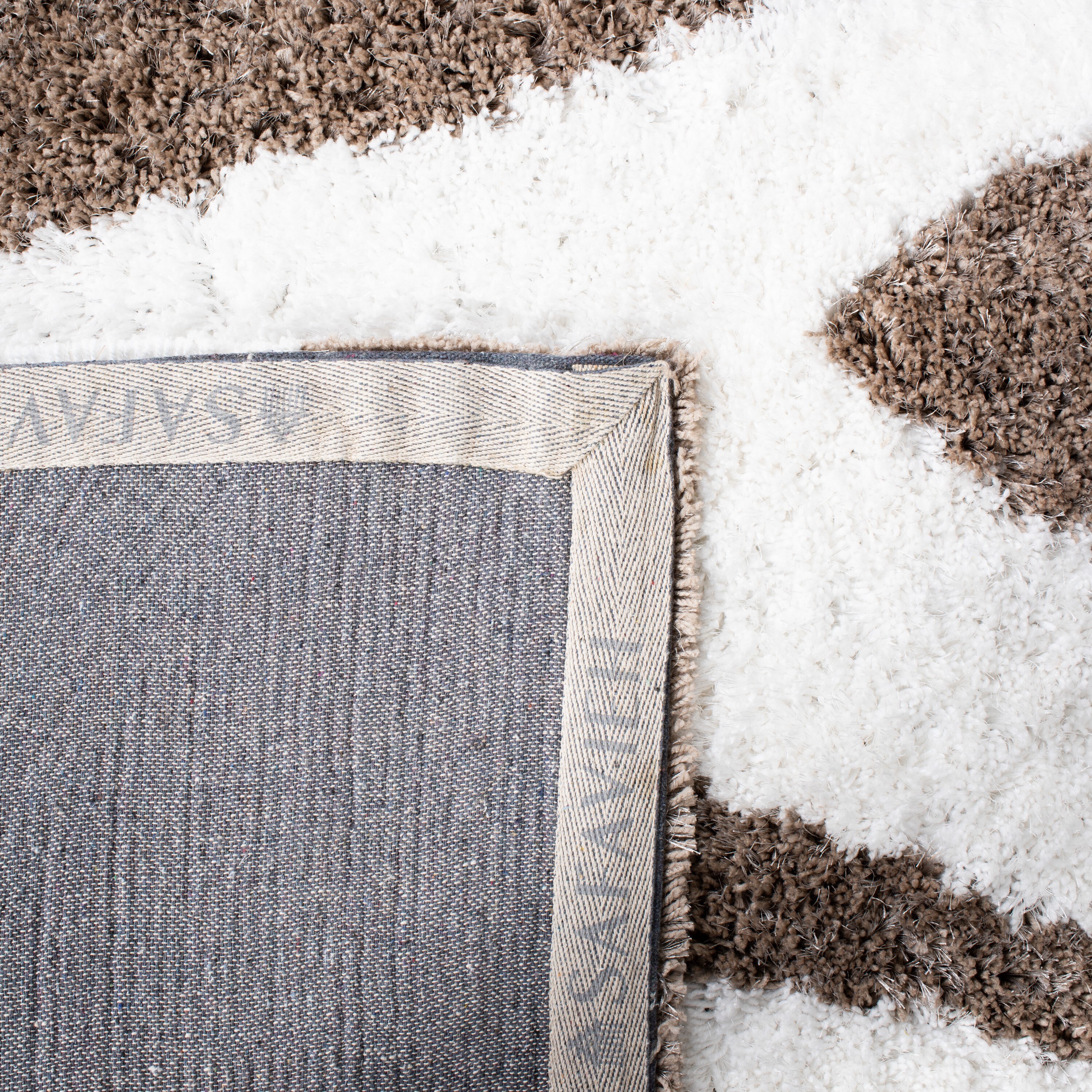 Safavieh BSG321A-5R rugs - View #7
