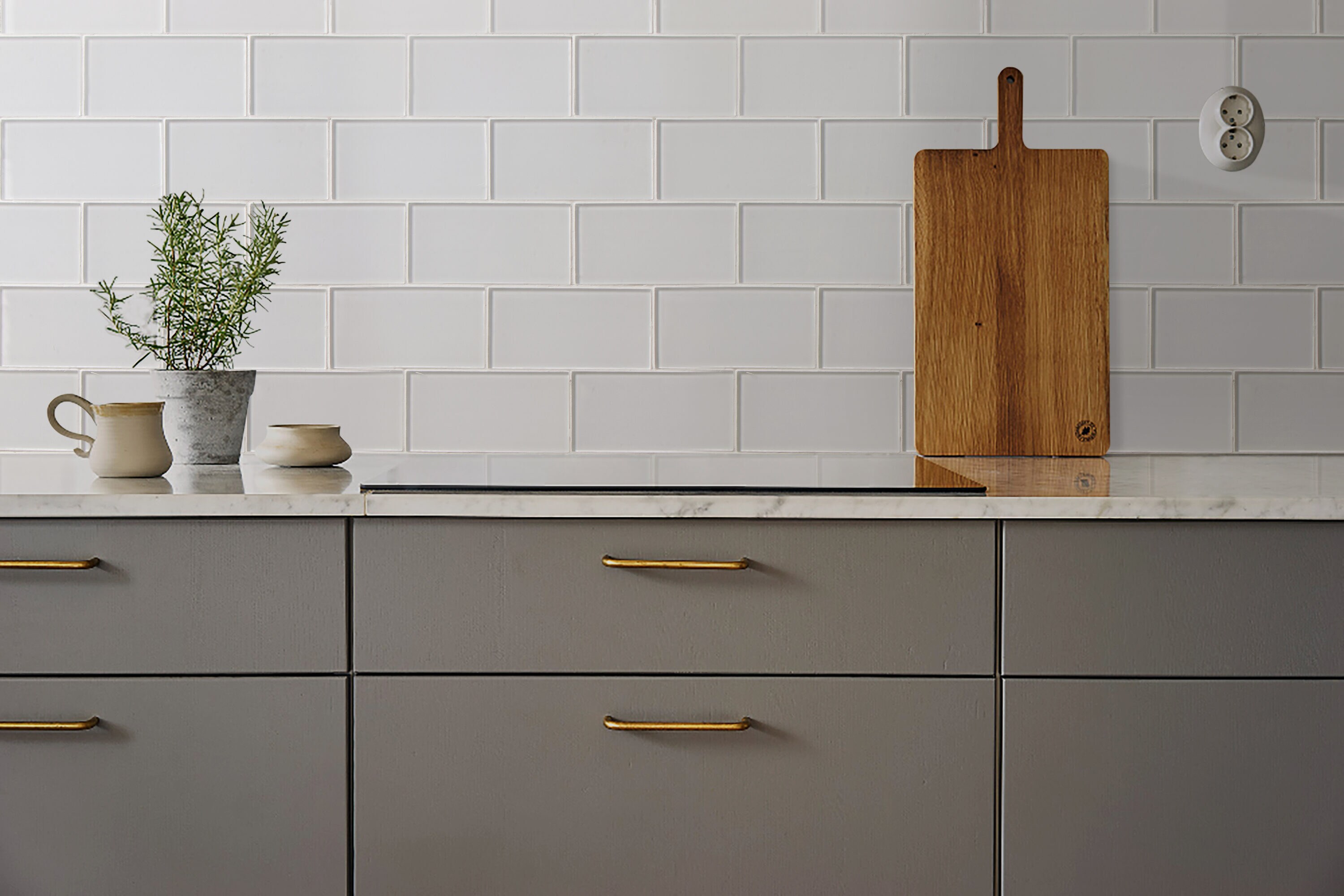 Super White Glass Peel and Stick Subway Tile 3'' x 6''