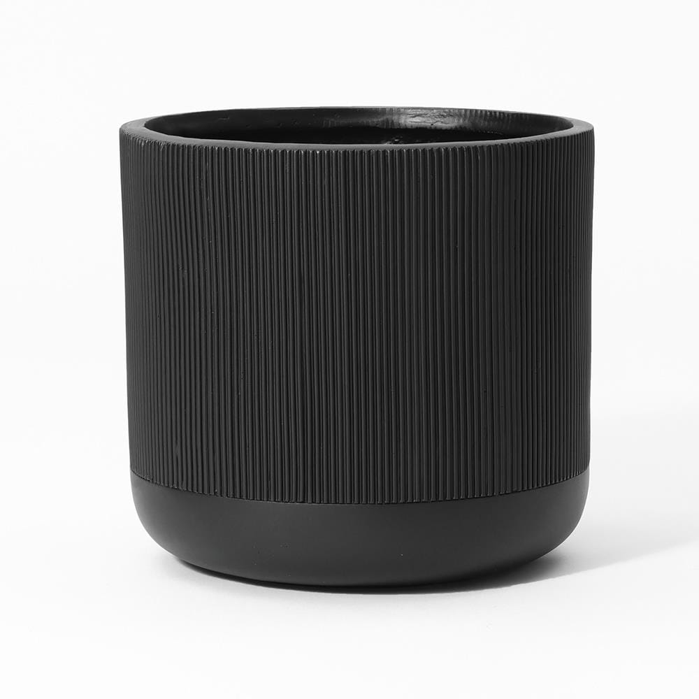 LuxenHome WHPL1971-B Round 14.8-in W x 13.6-in H x Black Mixed/Composite Indoor/Outdoor Planter
