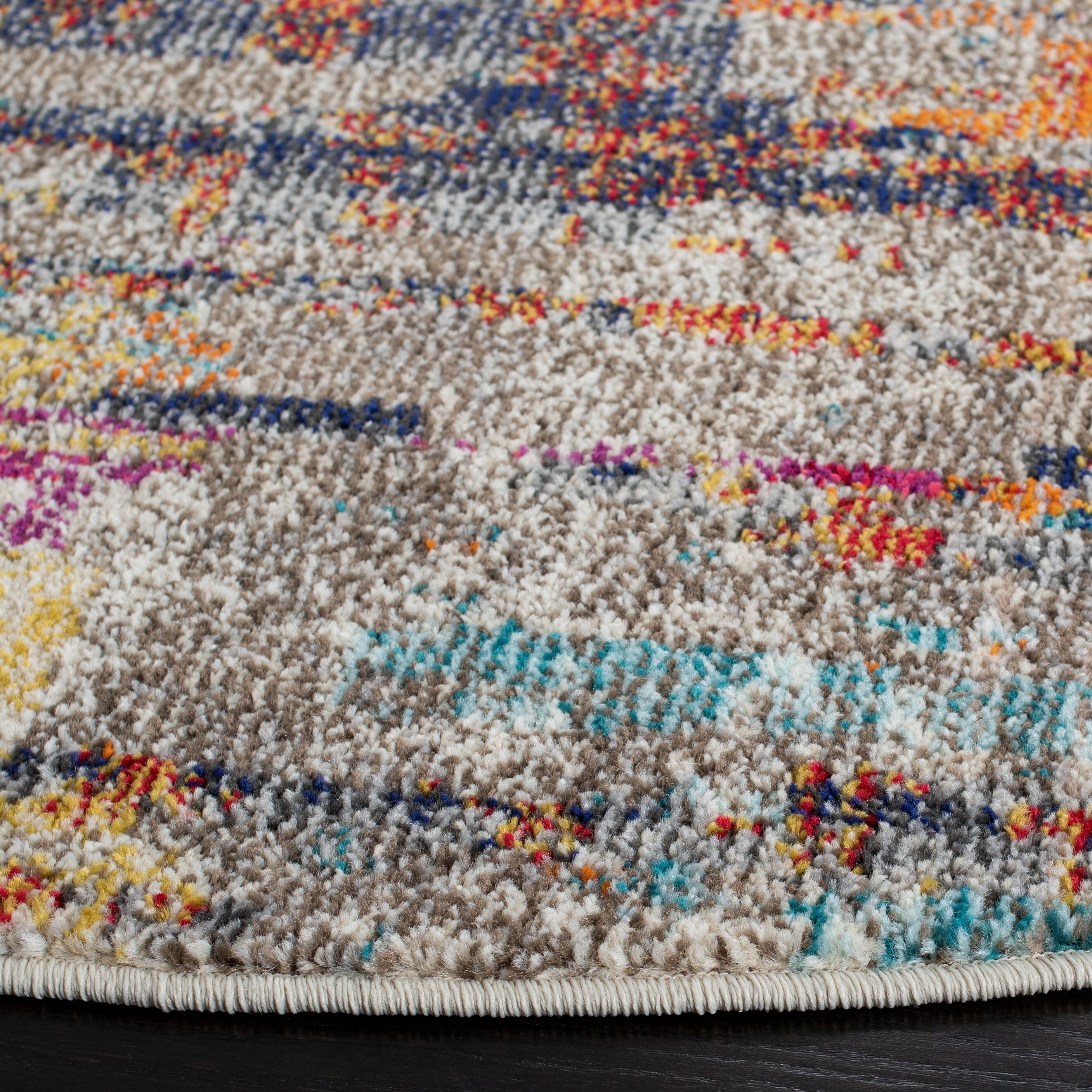 Safavieh MAD419F-5R rugs - View #3