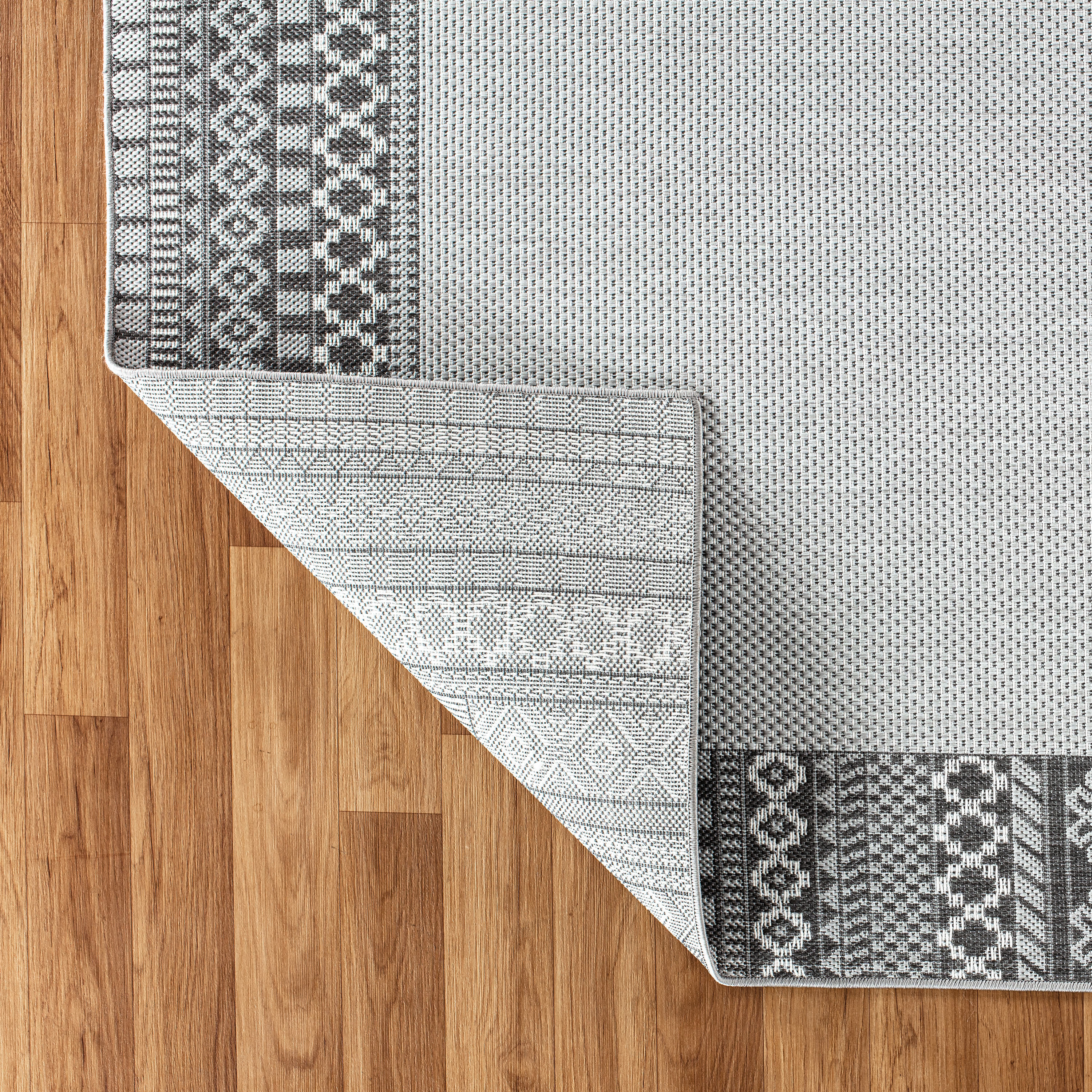 World Rug Gallery Bohemian Bordered Indoor/Outdoor Flatweave Waterproof Backyard Patio Area Rug - Gray - 2'x7' Runner