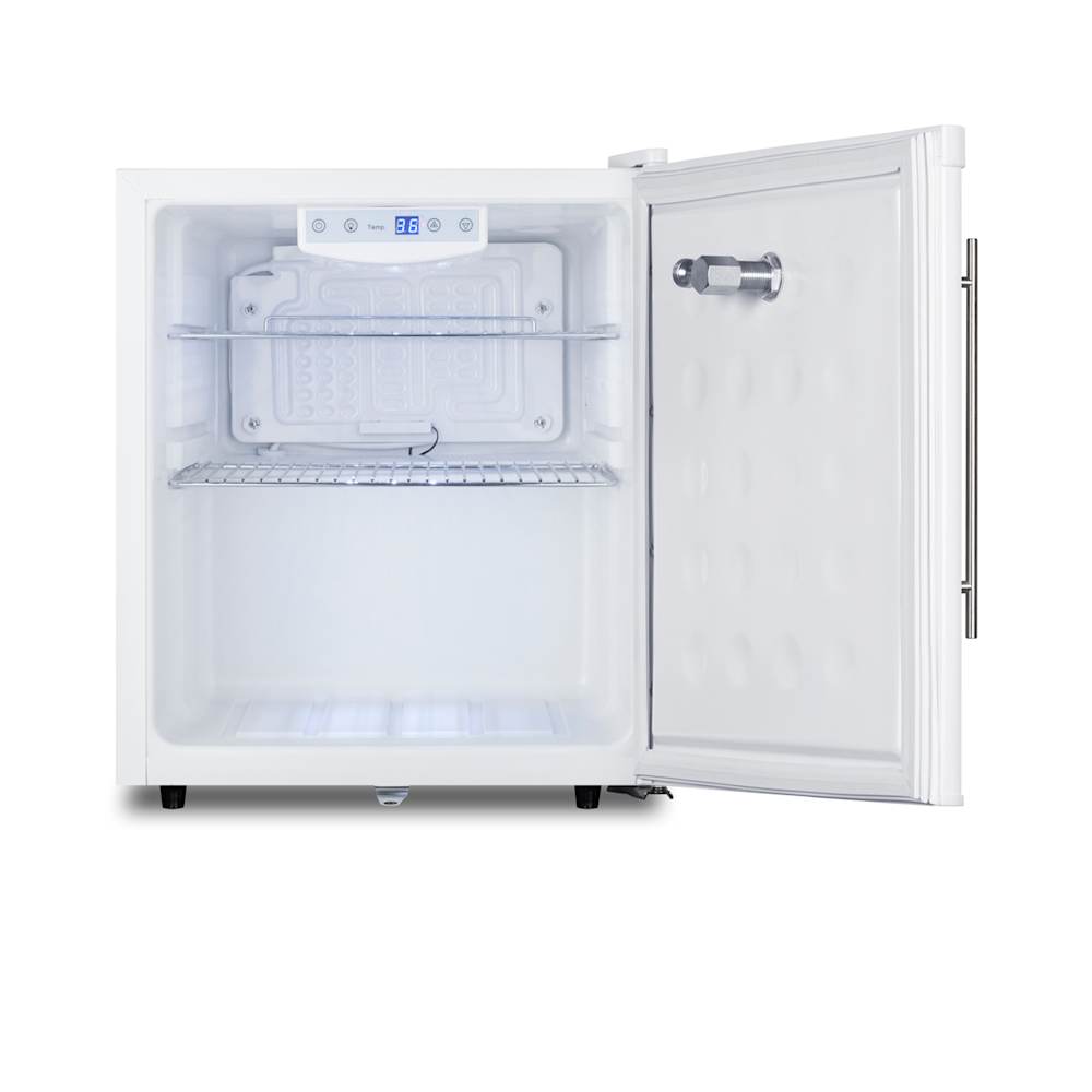 Summit FFAR25L7FRTPC kegerators - View #3