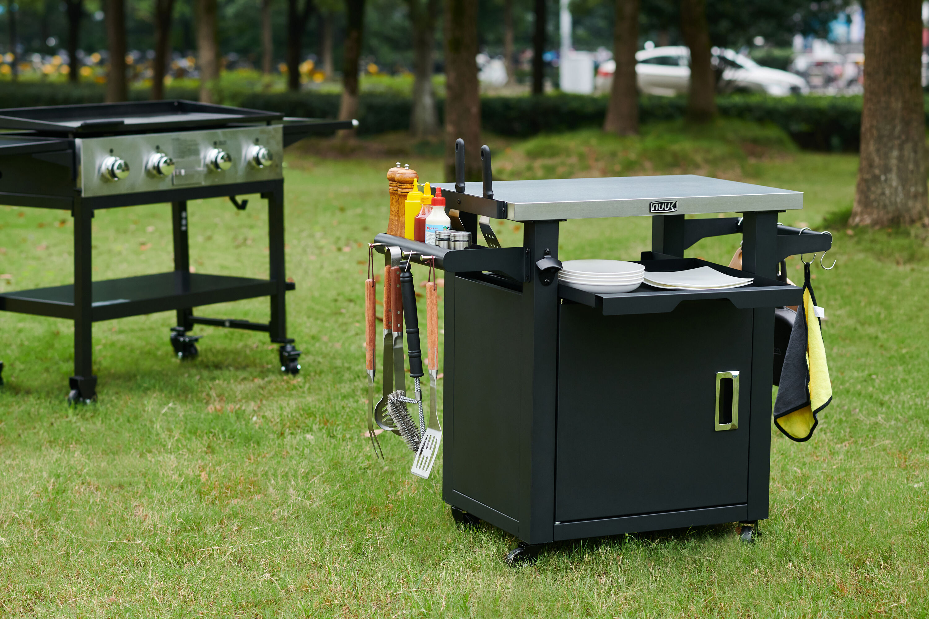 NUUK Deluxe Black Stainless Steel Outdoor Prep Station