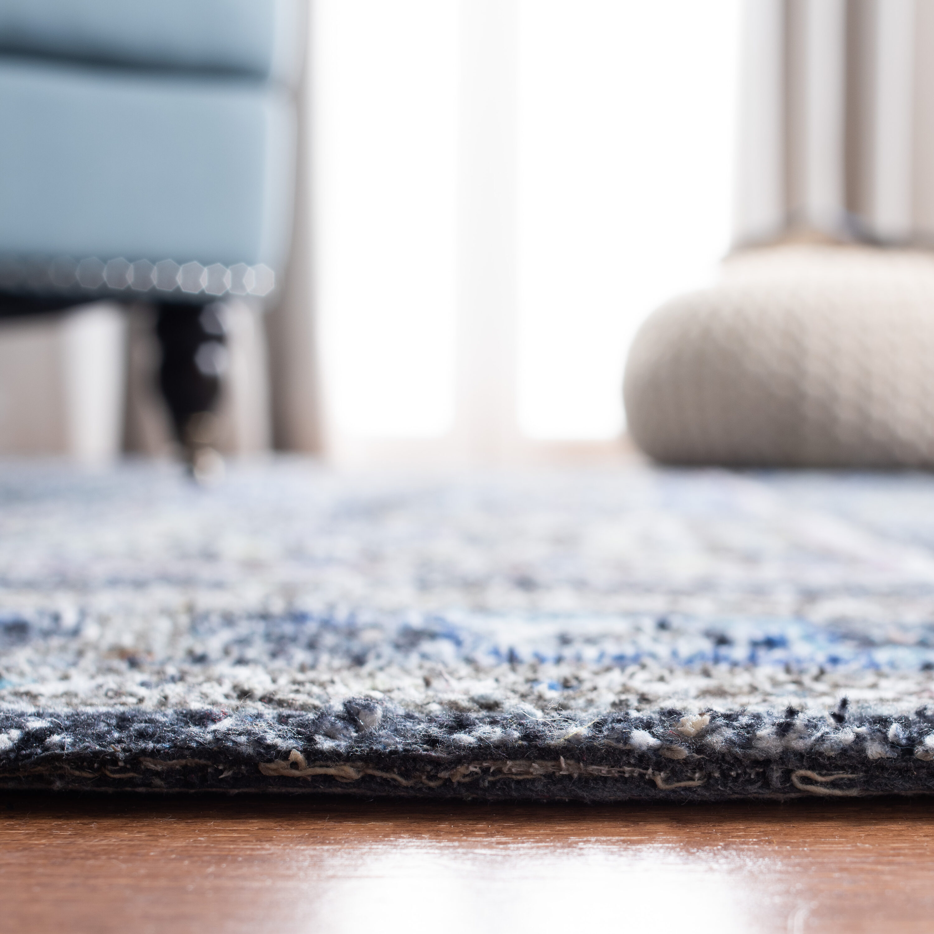 Safavieh CLV205W-4 rugs - View #5