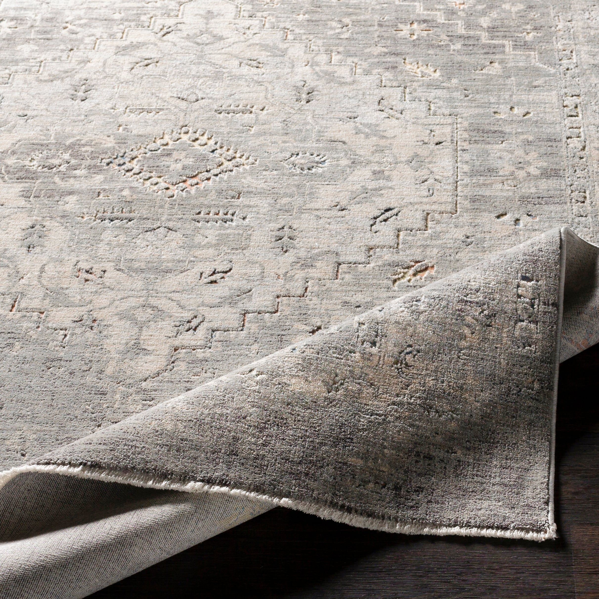Elegant Gray Rectangular Easy-Care Synthetic Rug