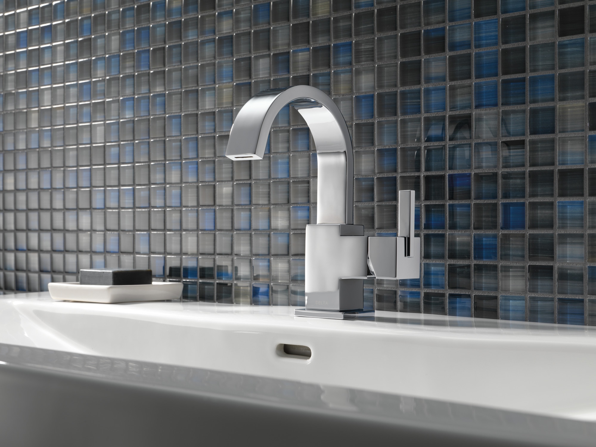 Delta 553LF Lavatory-Faucets - View #10