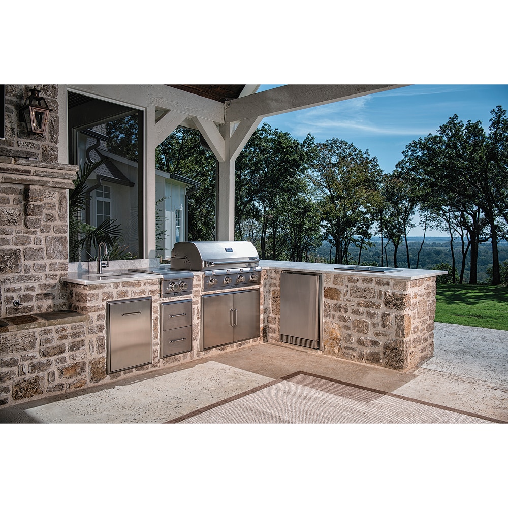 allen + roth 23.62-in W x 14.88-in D x 34.06-in H Outdoor Kitchen  Refrigerator in the Modular Outdoor Kitchens department at