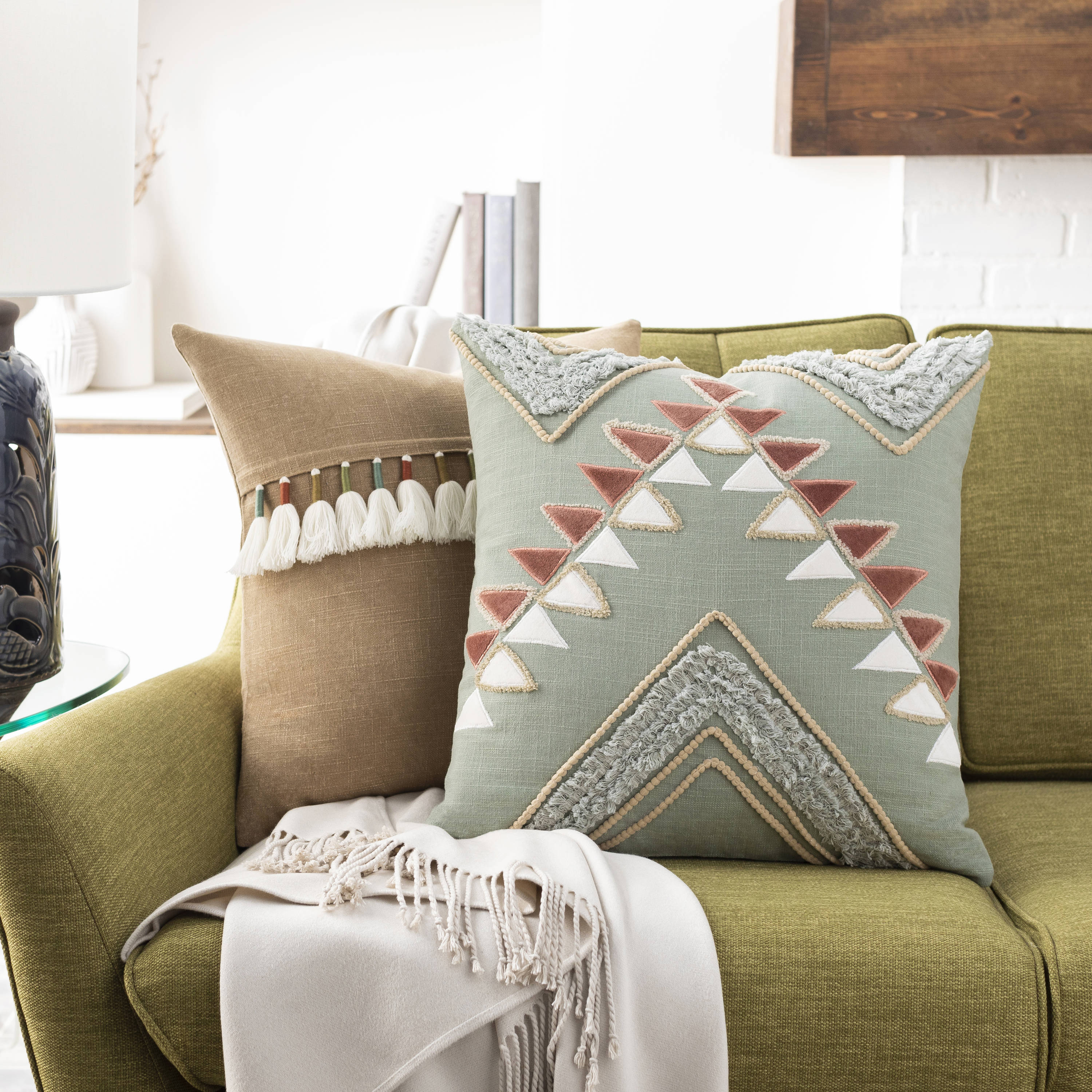 Surya BSB001-2222D Accent-Pillows - View #2