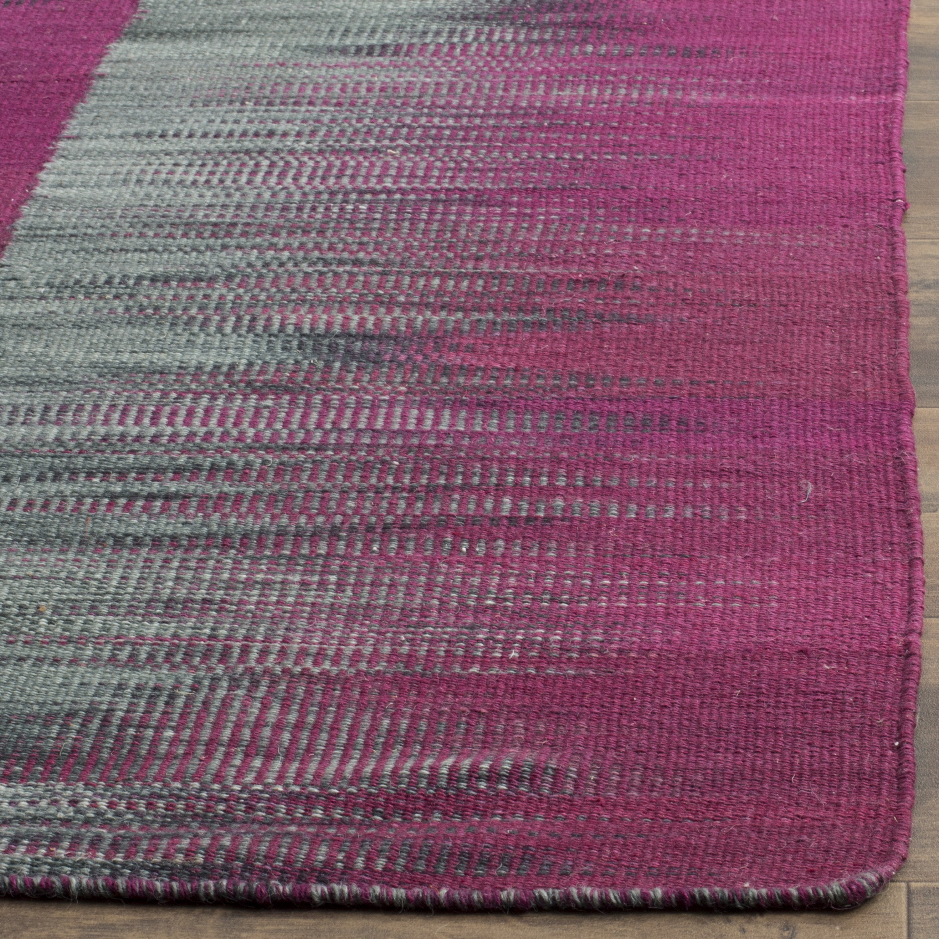 Safavieh KLM819B-5 rugs - View #3