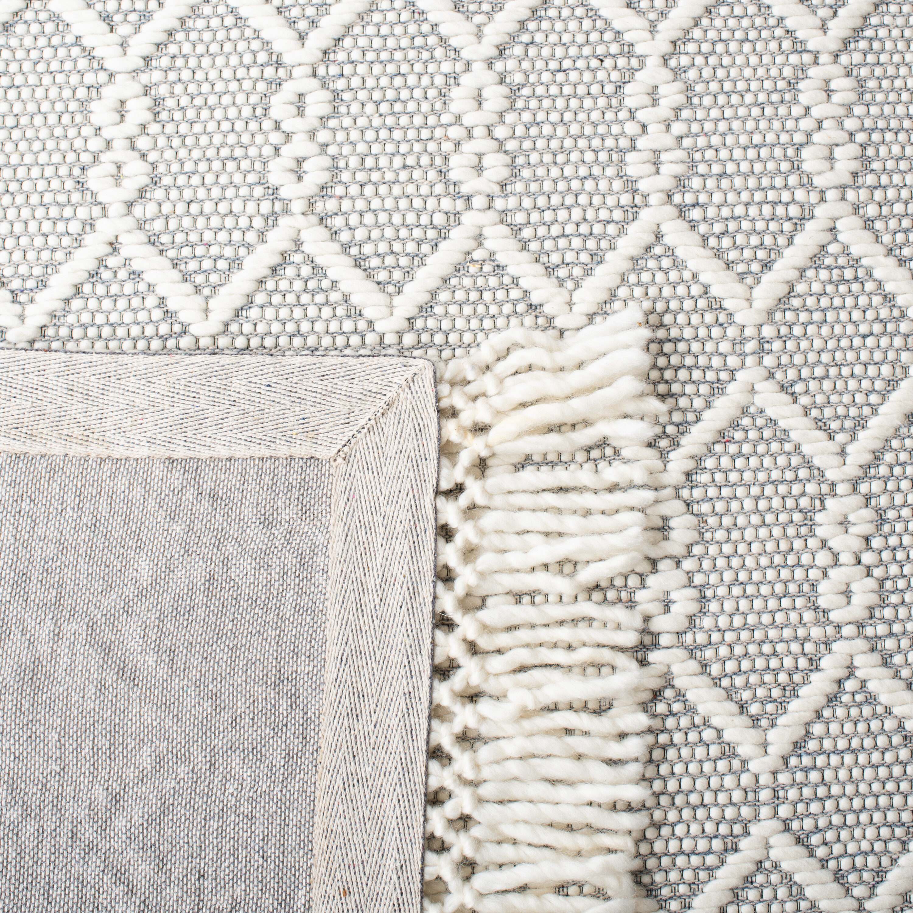 Safavieh VRM308A-4 rugs - View #3