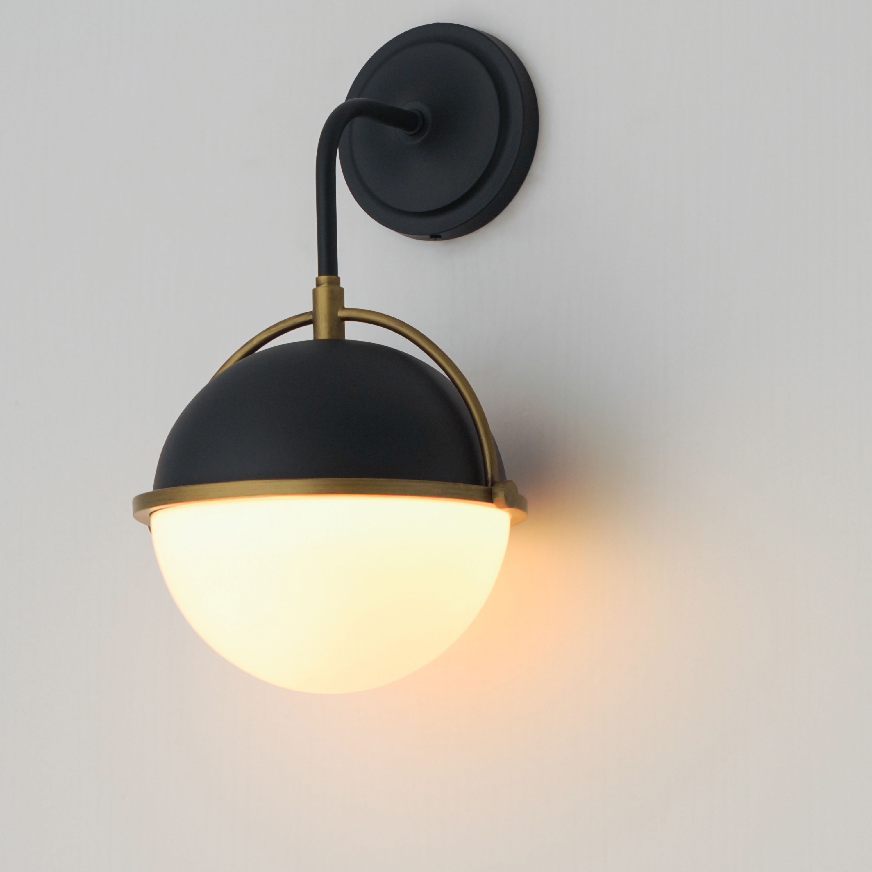 Maxim Lighting 12416SWBKWBR b090000 - View #4