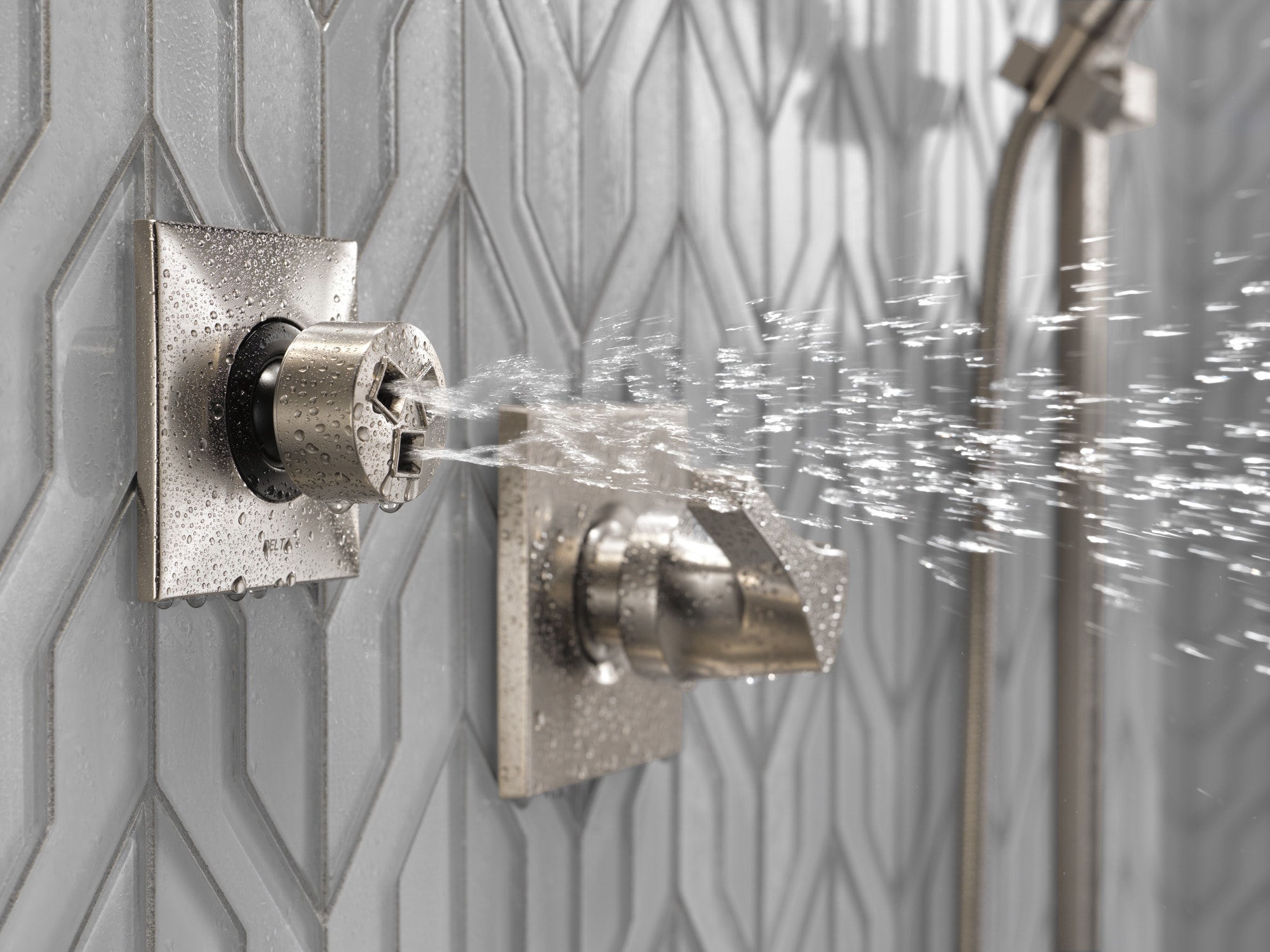 Delta T11974-SS Bath-Shower-Facc - View #12