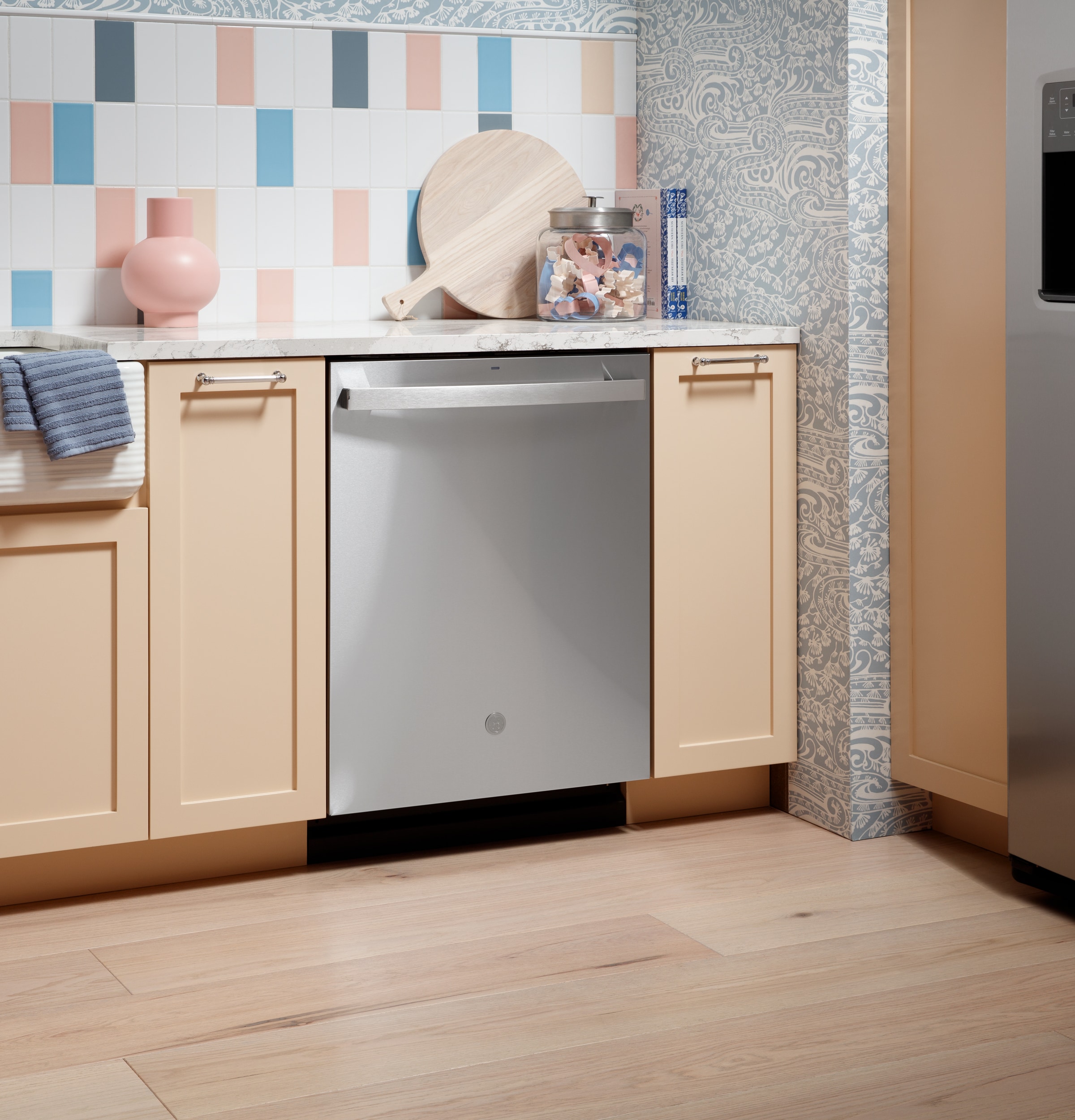 GE Profile™ ENERGY STAR® Top Control with Stainless Steel Interior  Dishwasher with Sanitize Cycle & Twin Turbo Dry Boost