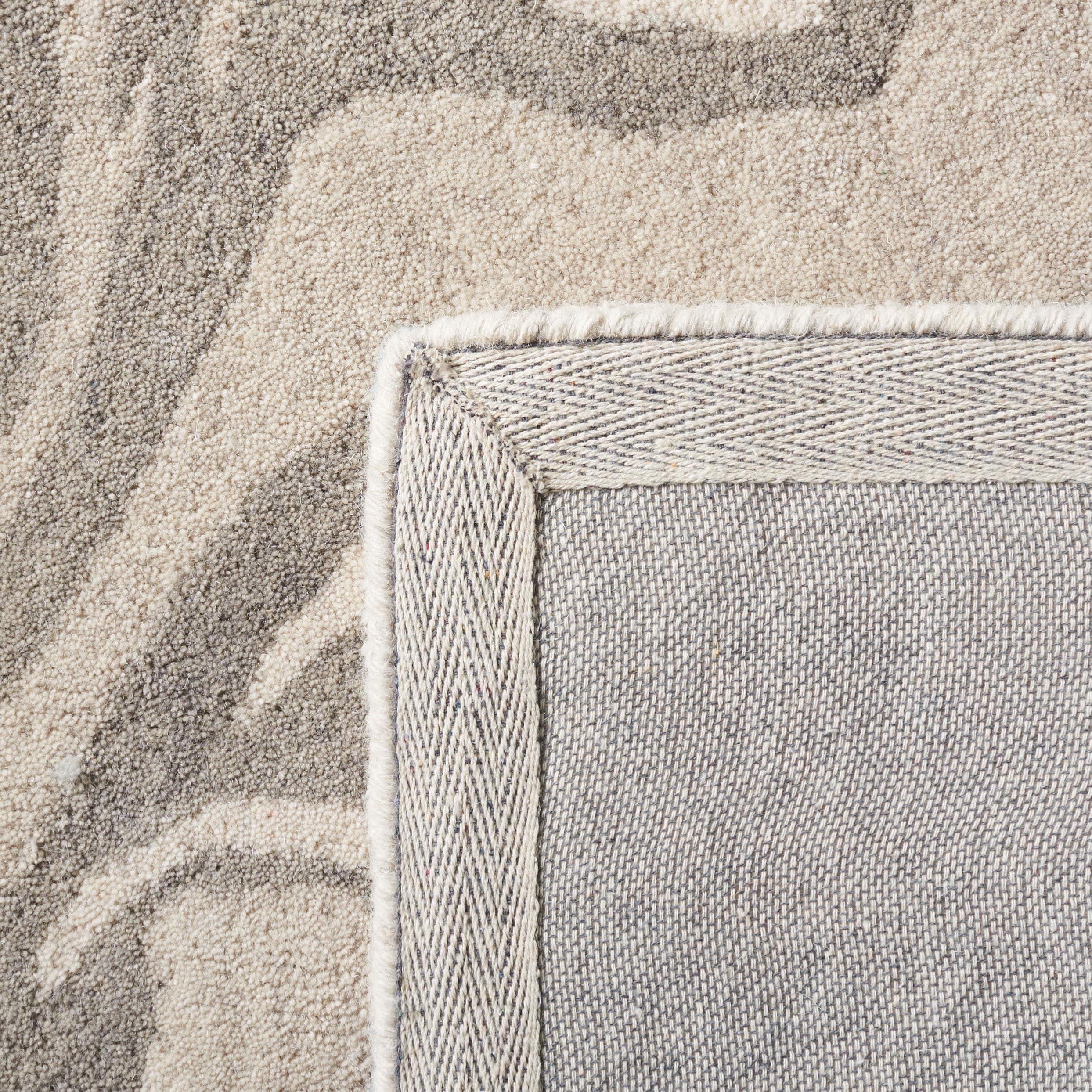 Safavieh SOH679F-8 rugs - View #3