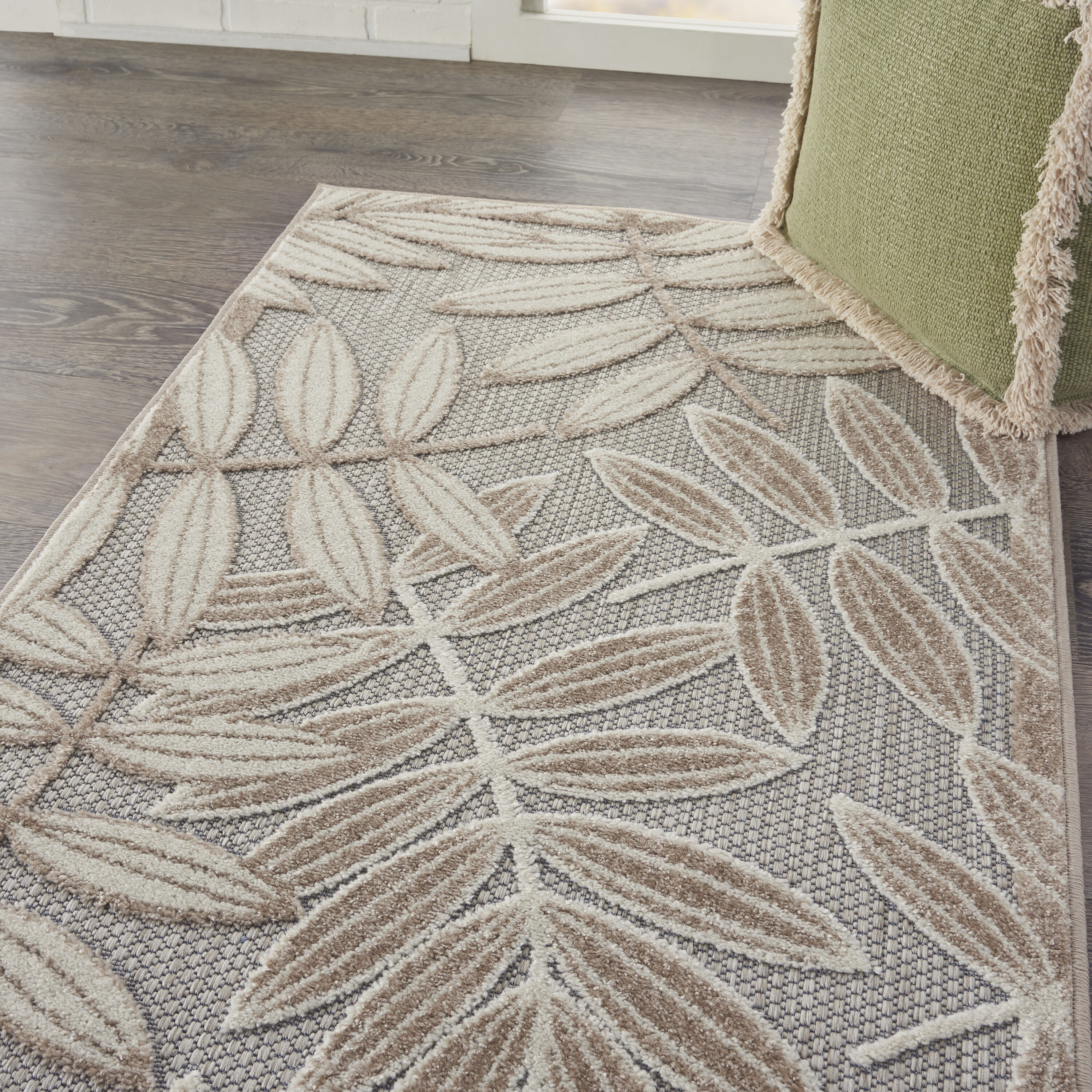Aloha Natural & Ivory Leaf Design 32" x 4" Outdoor Area Rug