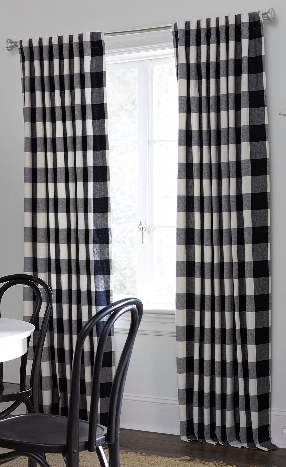 allen + roth X842.05996ZBG 96-Inches Black Block Light filtering Standard lined Back tab/Pinch pleat/Rod pocket Single curtain panel
