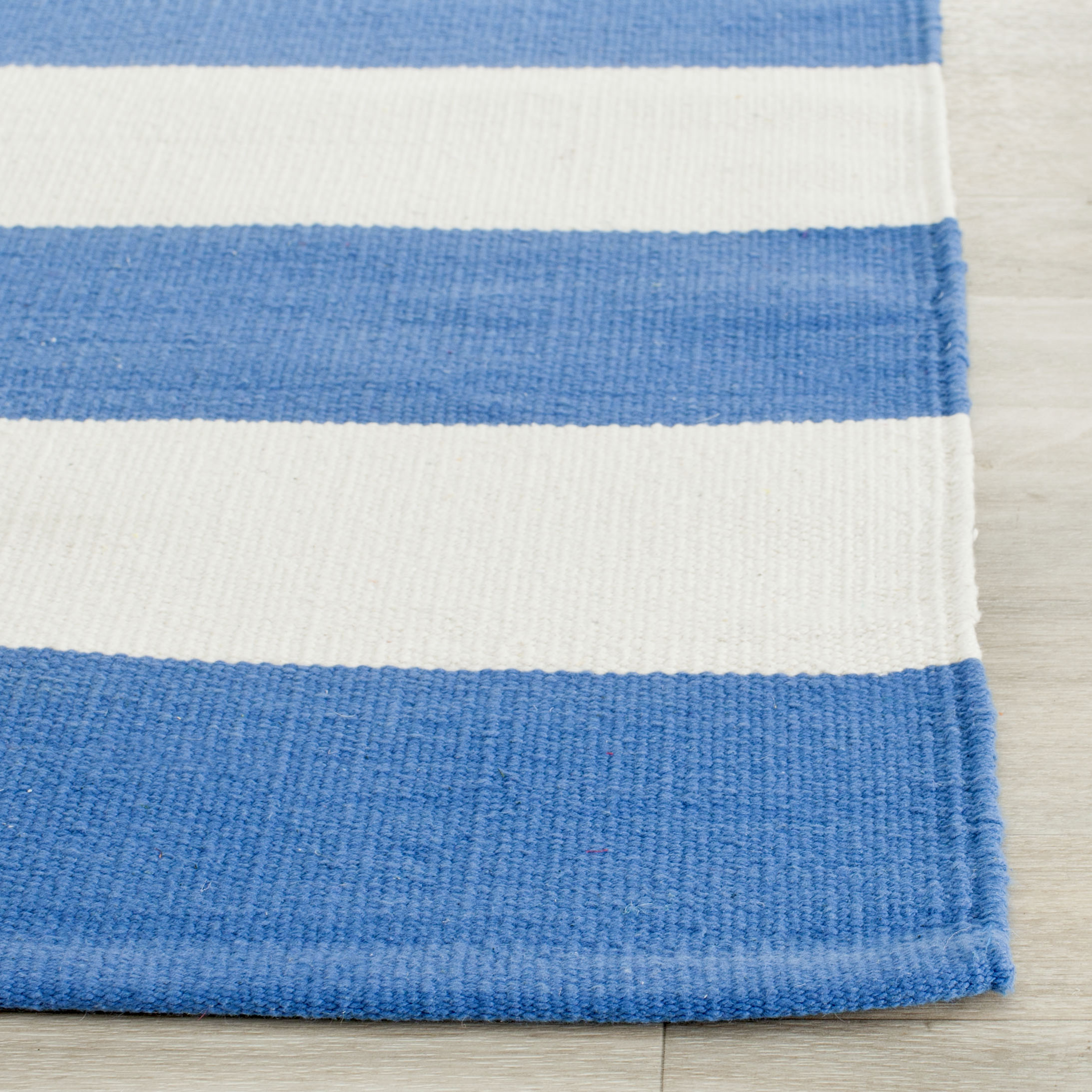 Safavieh MTK712C-27 rugs - View #3