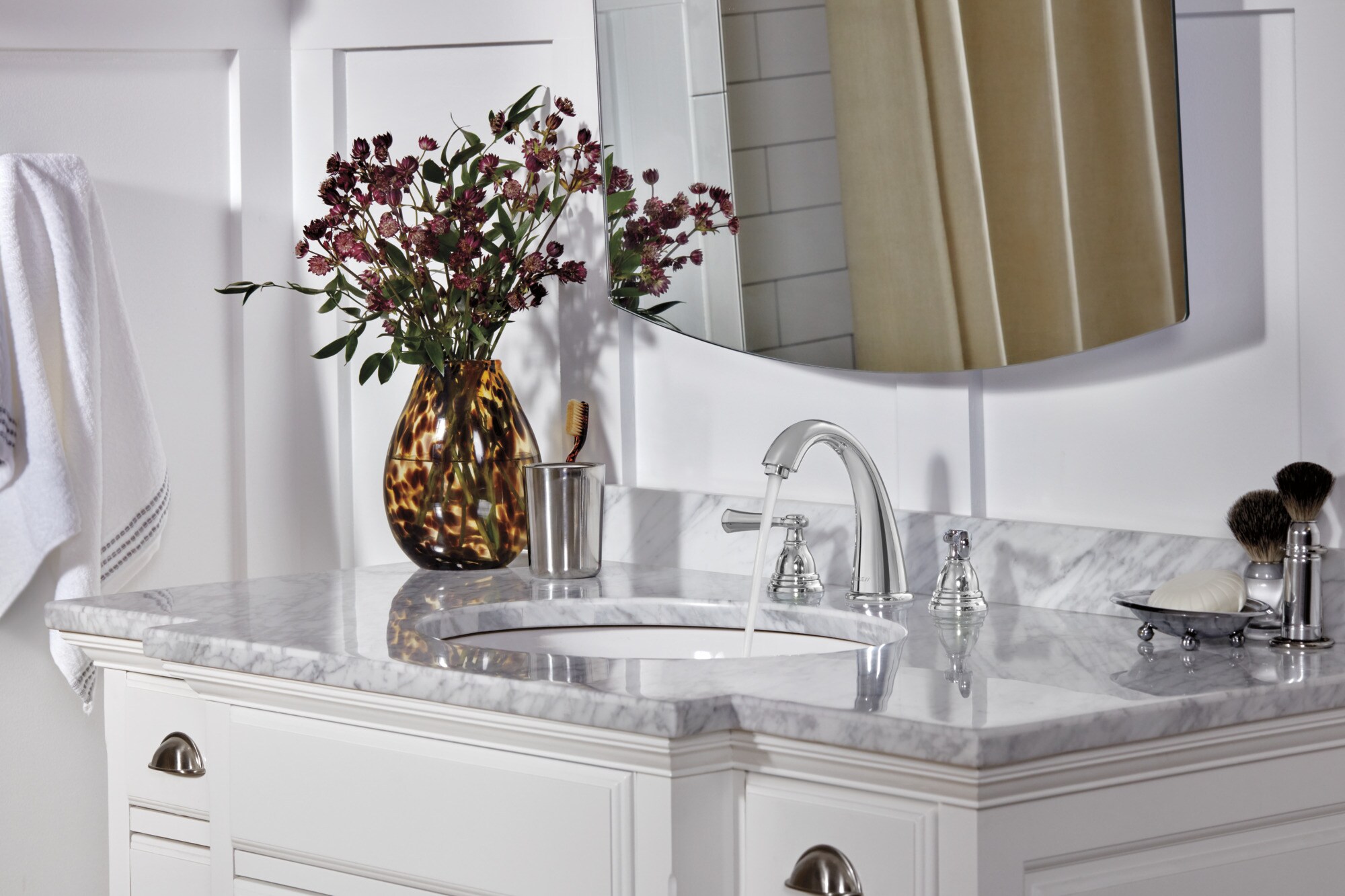 Peerless P3565LF Lavatory-Faucets - View #2