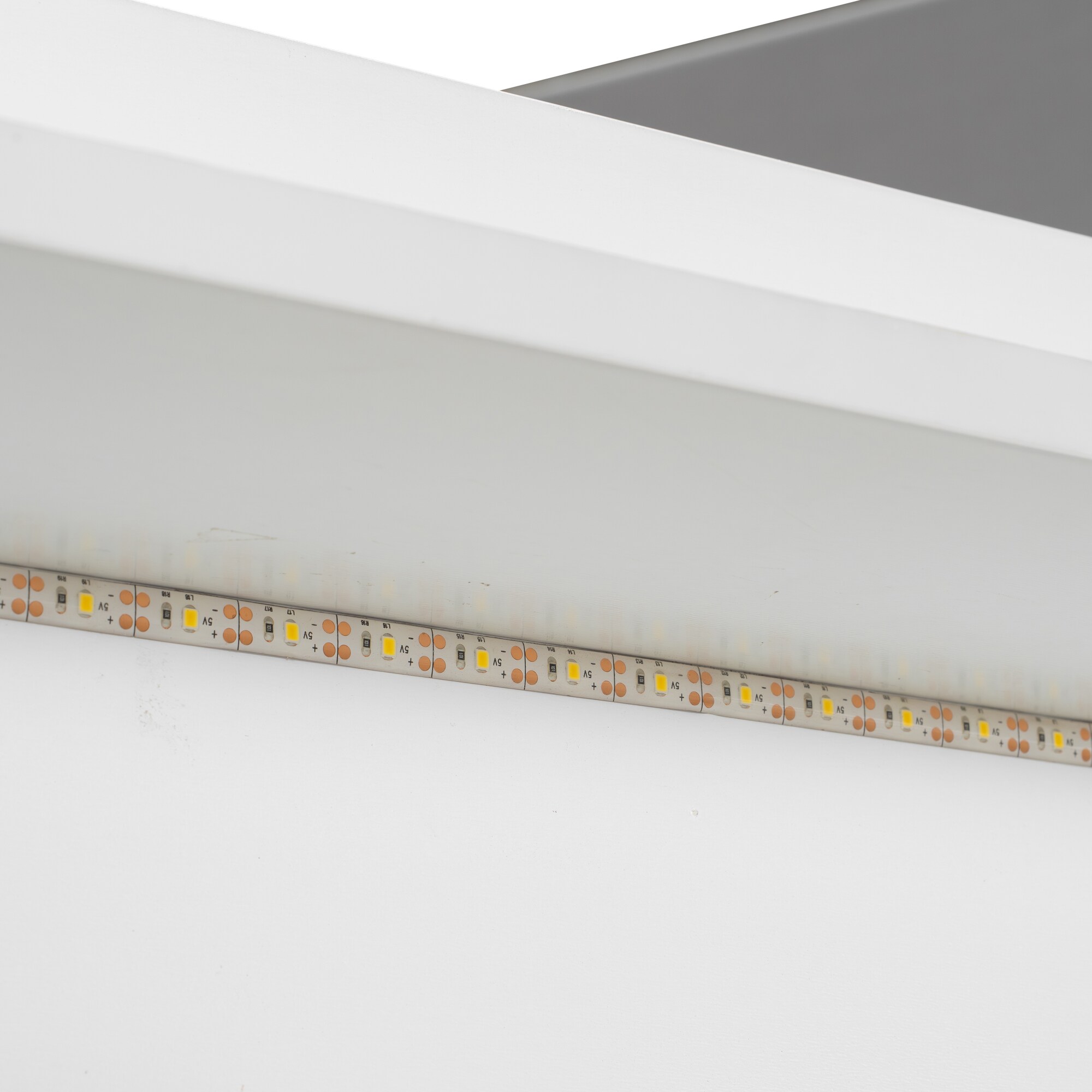 ModernLuxe L3P-N7090000612K beds - View #16