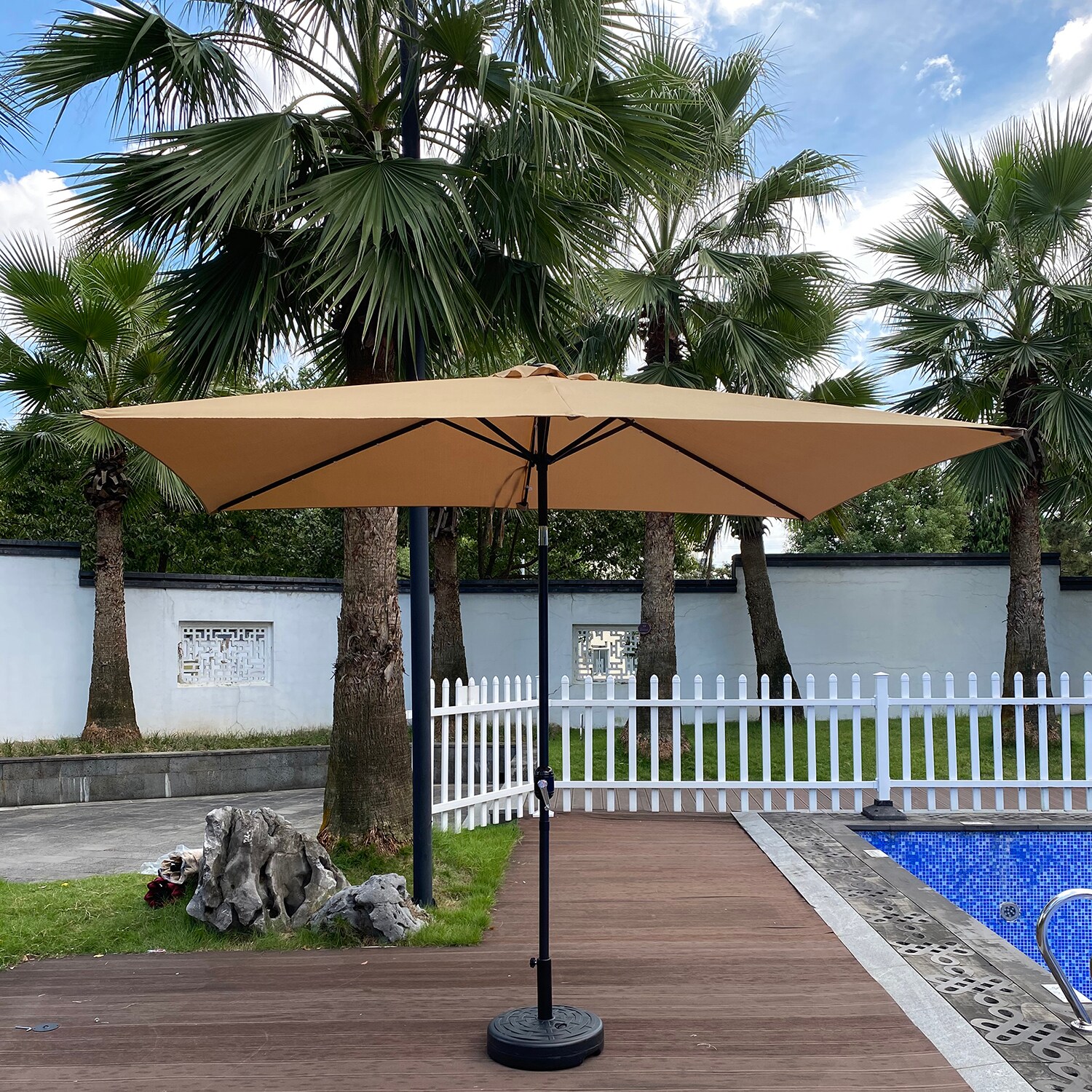 SINOFURN 6.5-ft Steel Garden Patio Umbrella with Lights at Lowes.com