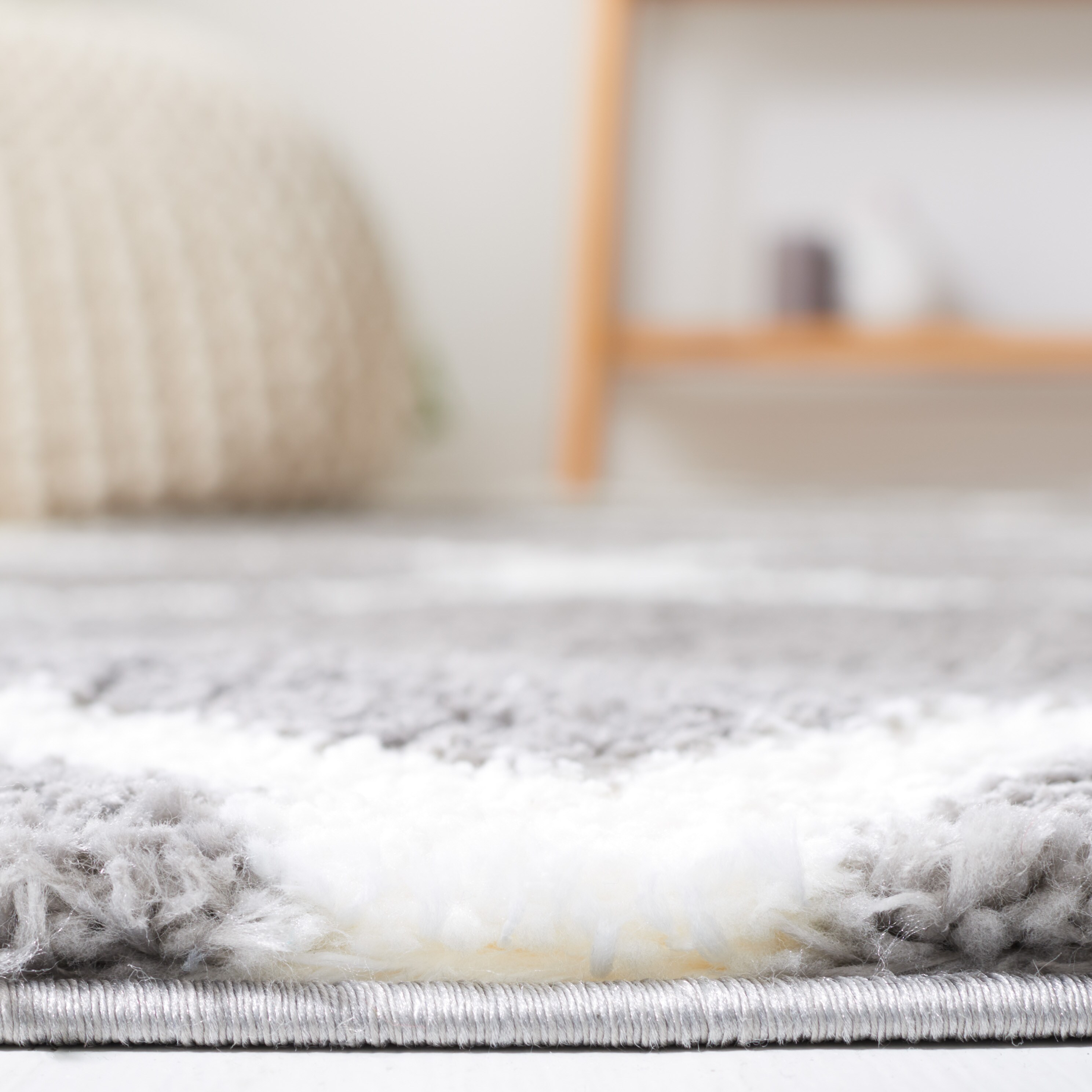 Safavieh THO677H-5 rugs - View #4