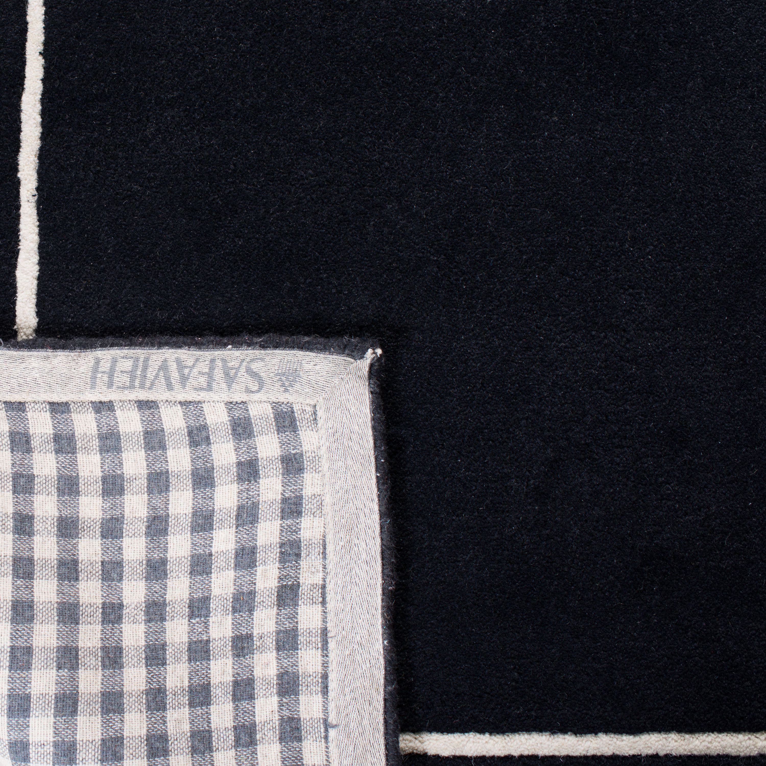Safavieh BEL151E-27 rugs - View #4