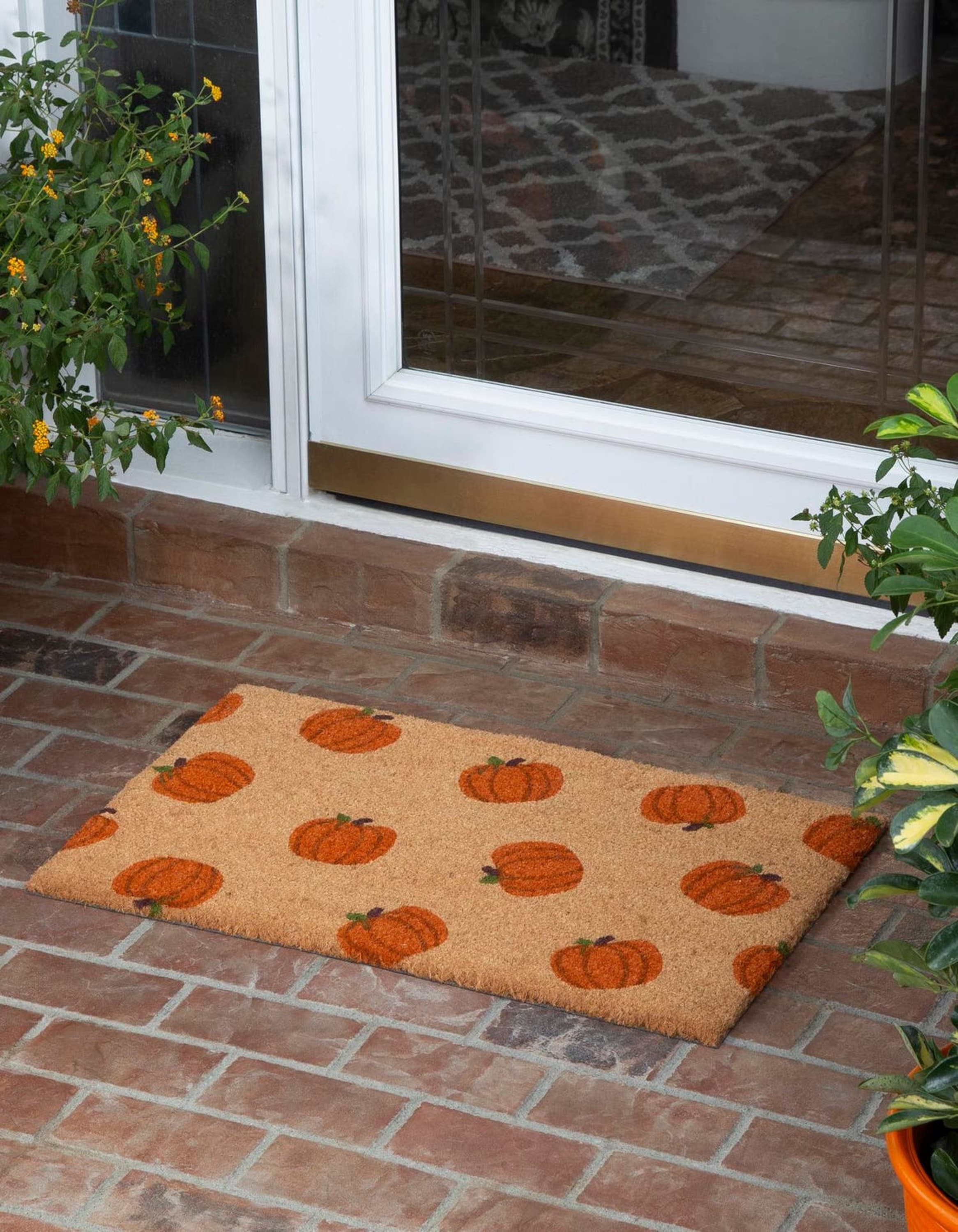 Unique Loom Doormat 2 X 3 Coir Autumn Leaves Indoor/Outdoor Area Rug in the  Rugs department at