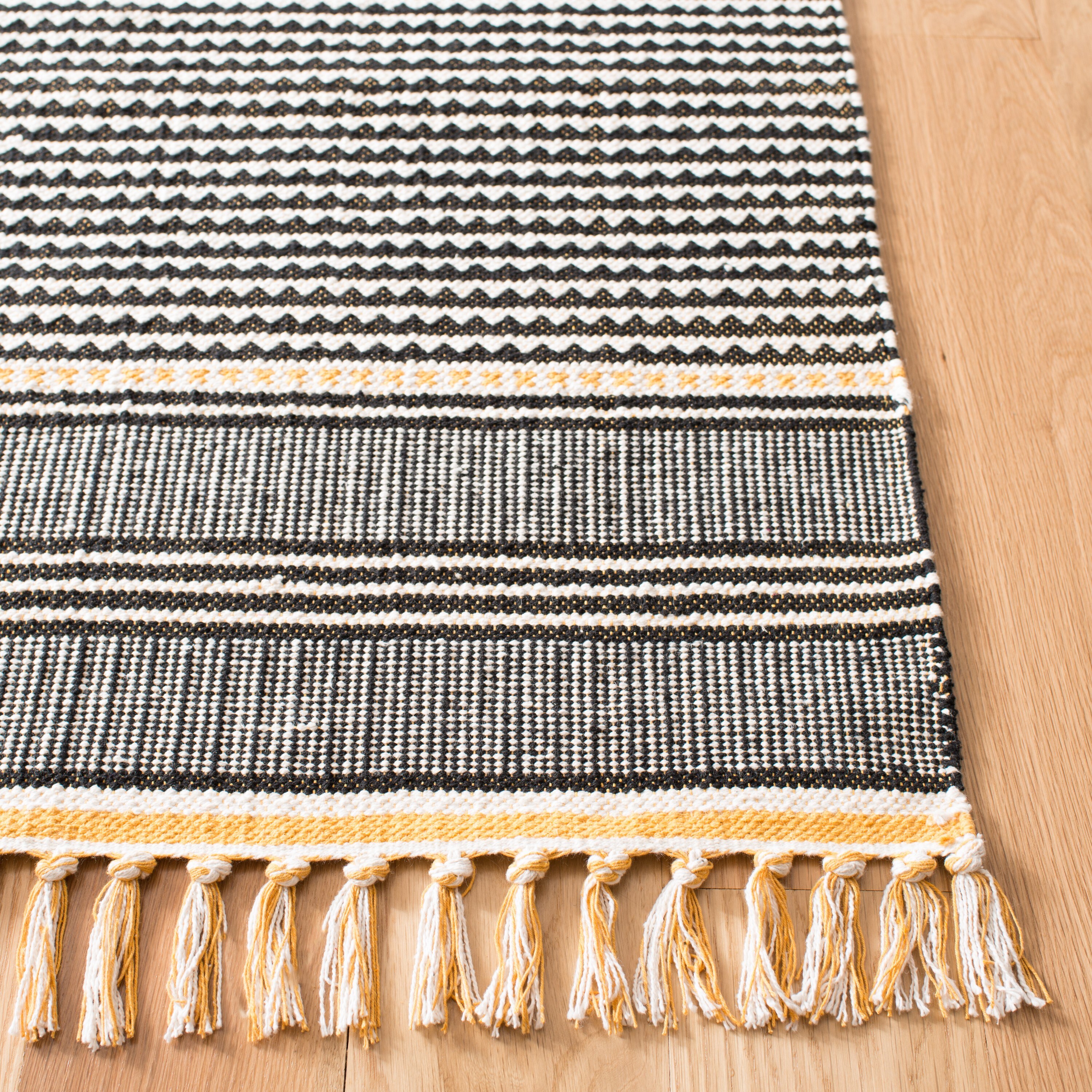 Safavieh MTK607I-3 rugs - View #3