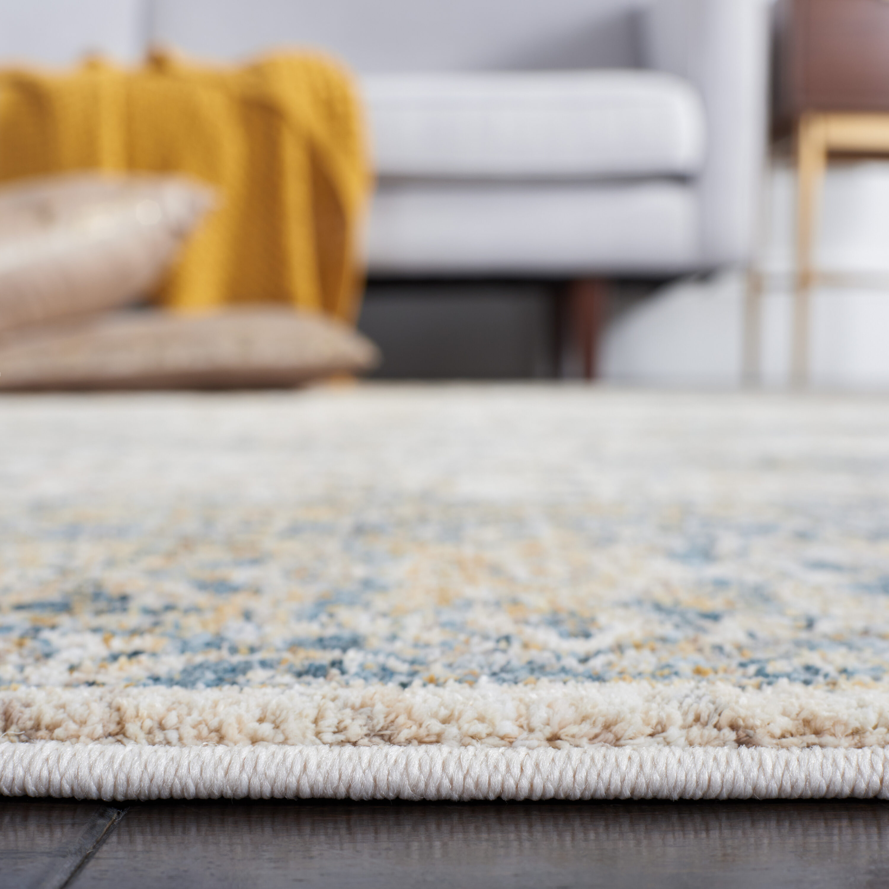 Safavieh VAL570A-6SQ rugs - View #4