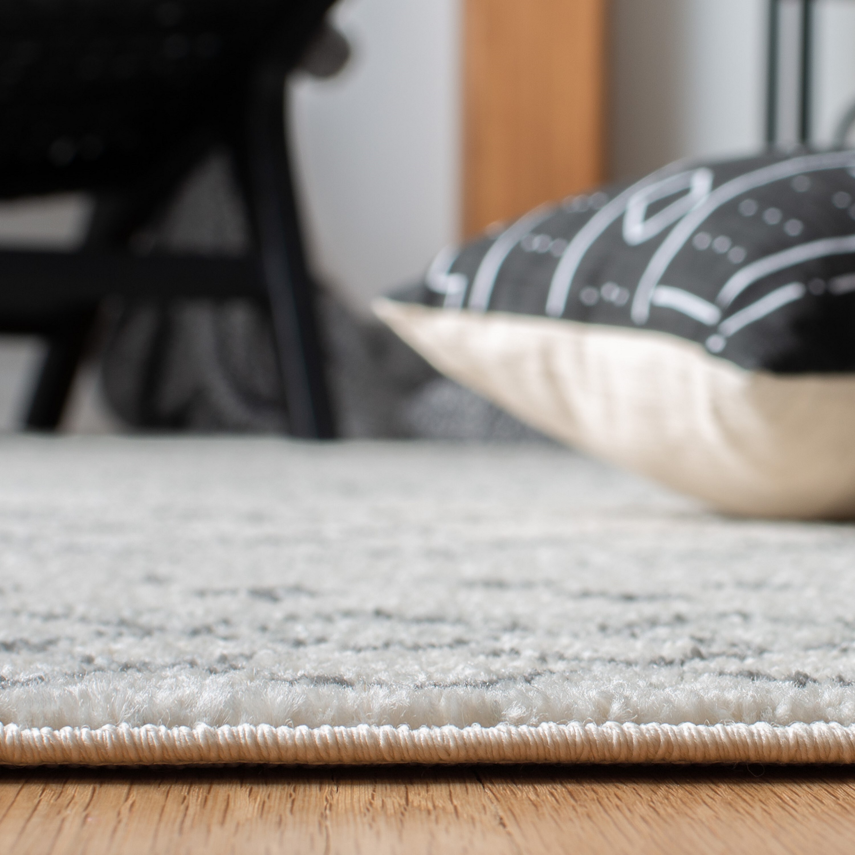 Safavieh MAD798D-4 rugs - View #4