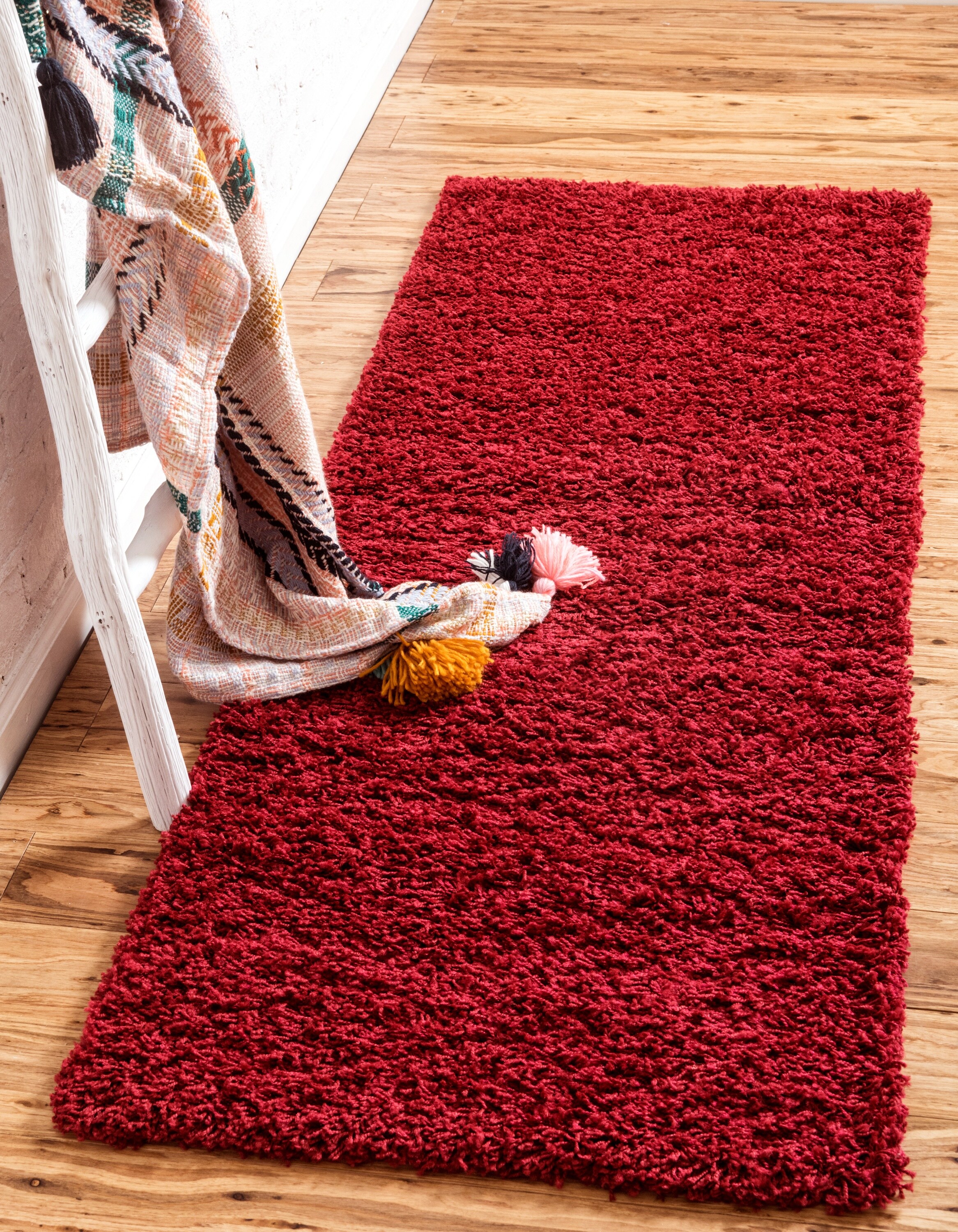 Unique Loom Solid Shag Cherry Red 10 ft. Runner Rug