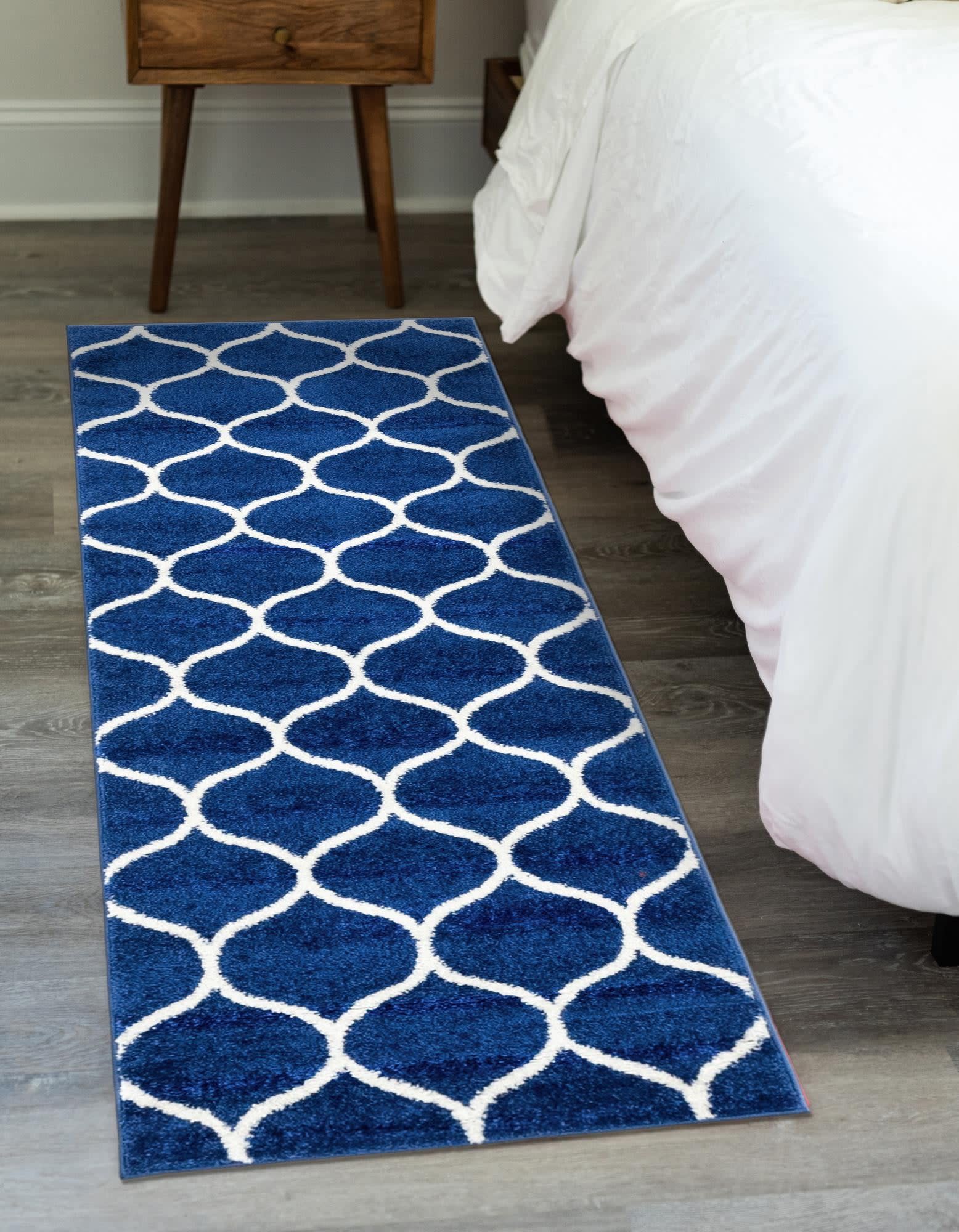 Unique Loom 3146411 Trellis Frieze 2 x 9 (ft) Loomed Polypropylene Navy Blue Rectangular Indoor Trellis Runner rug