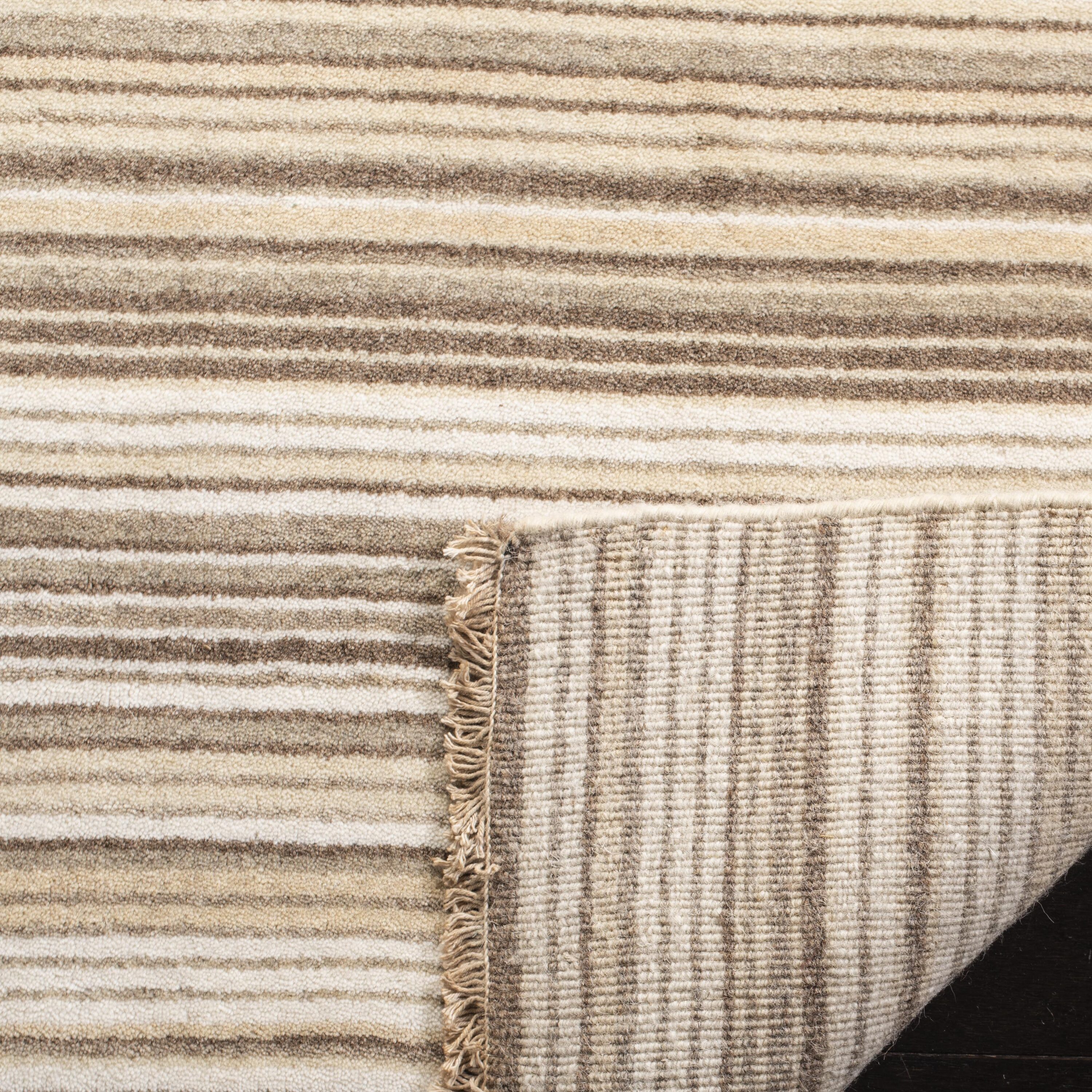 Safavieh TIB324A-4 rugs - View #3