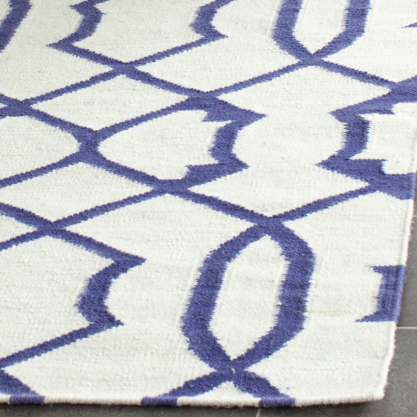 Safavieh DHU753B-8 rugs - View #3