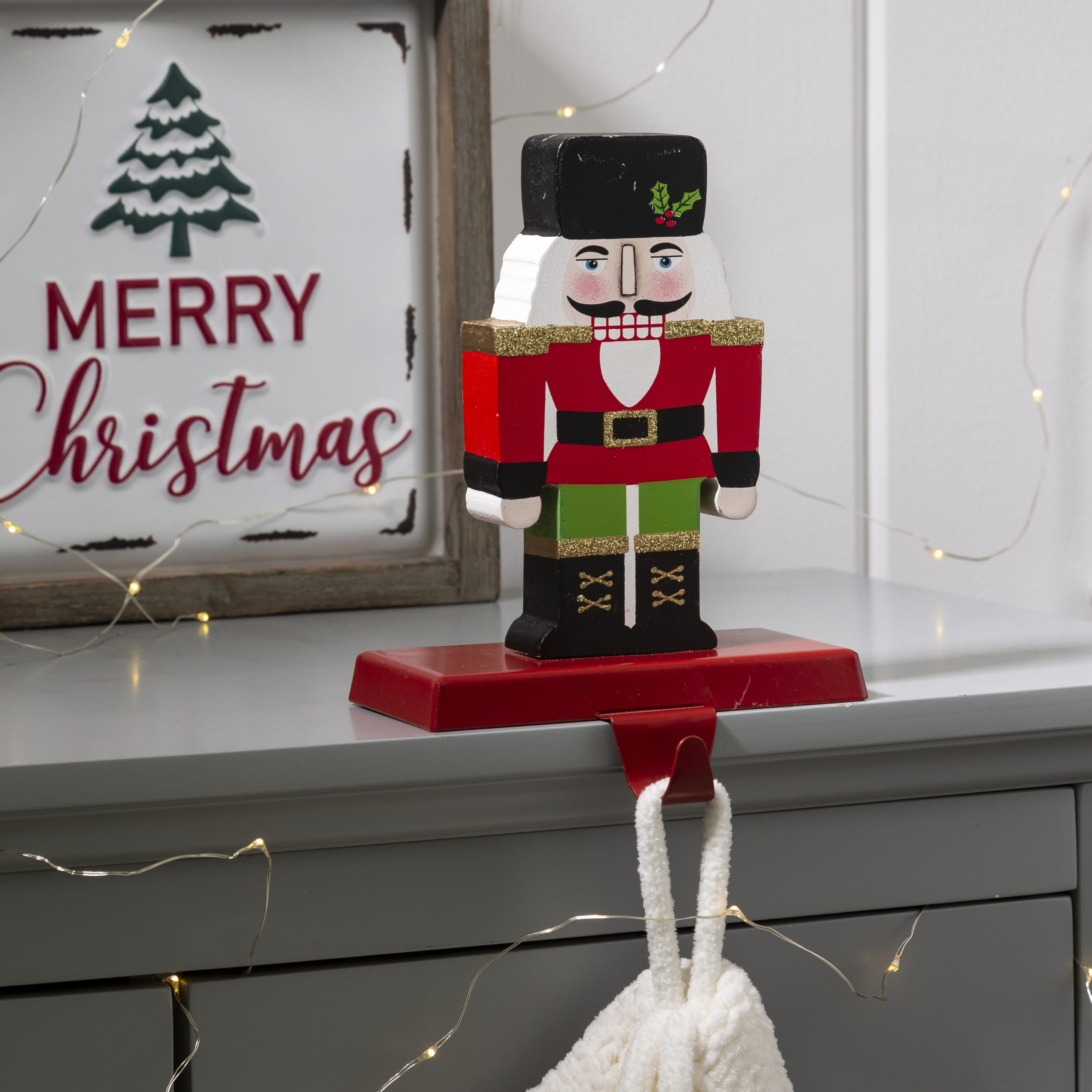 Glitzhome Heavy Duty Christmas Truck Nutcrackers House Stocking