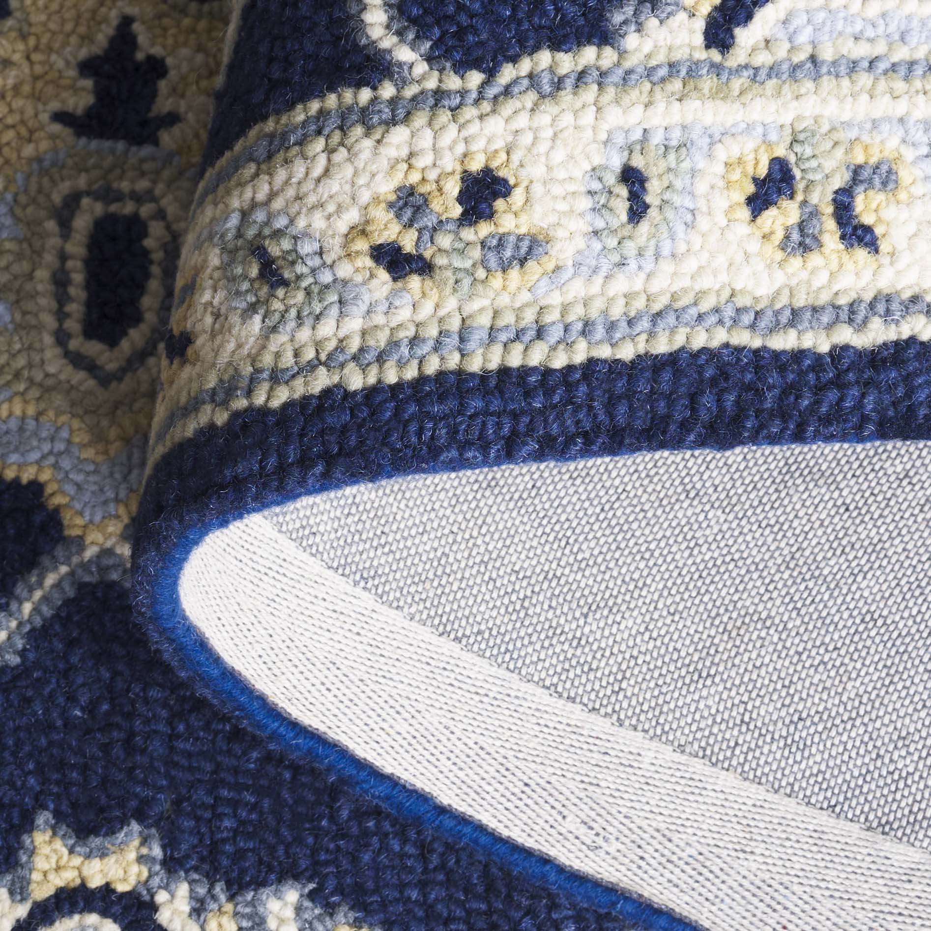 Safavieh BLM701N-5 rugs - View #7